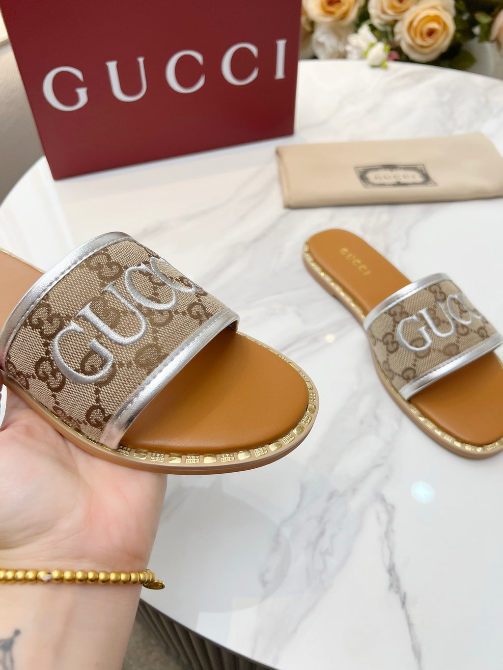 255QB29Z Popular Slippers