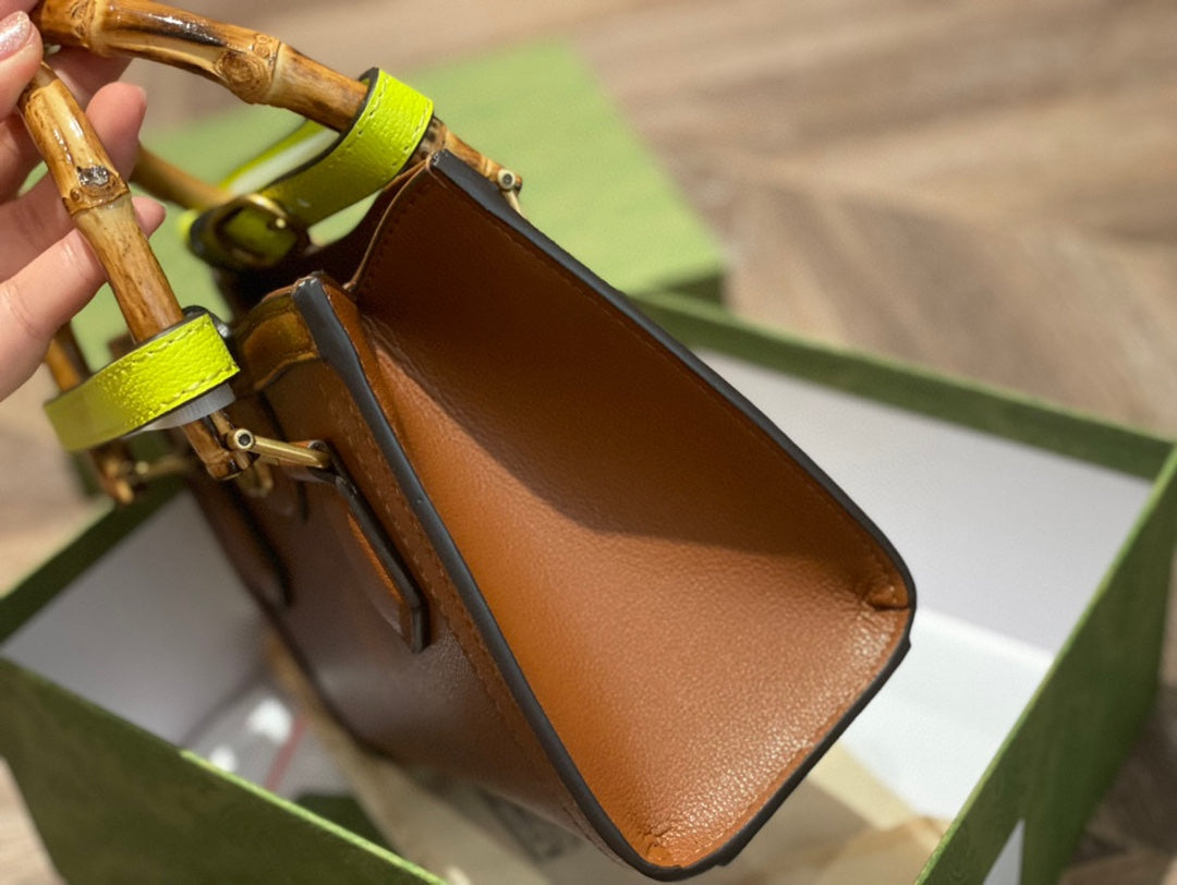 1XB118B Popular  leather bag 
