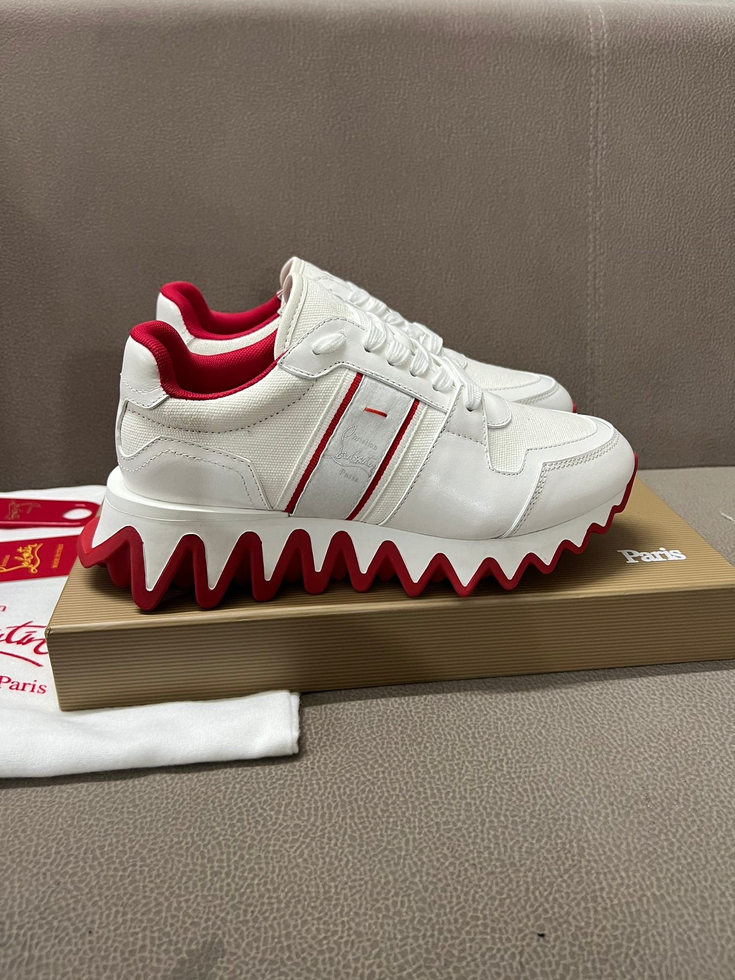 275NA15Z Popular high-quality   sneakers