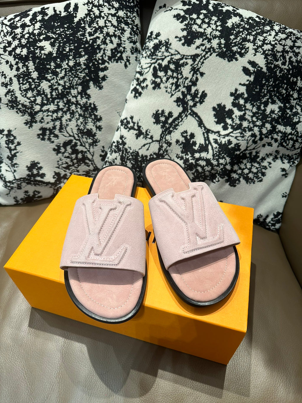 285ZE25Z  Popular leather Shoes