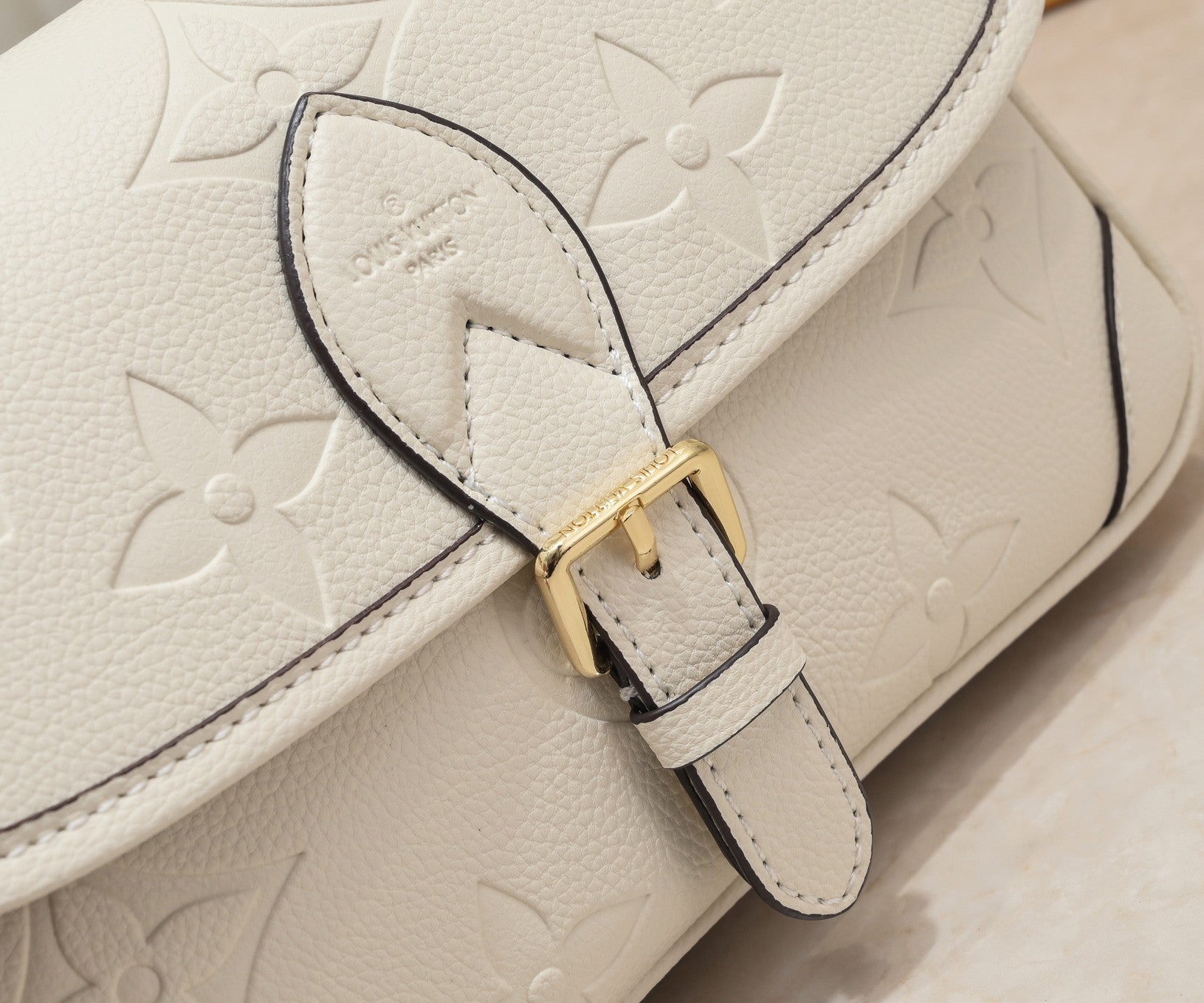 136PE40B Popular leather bag