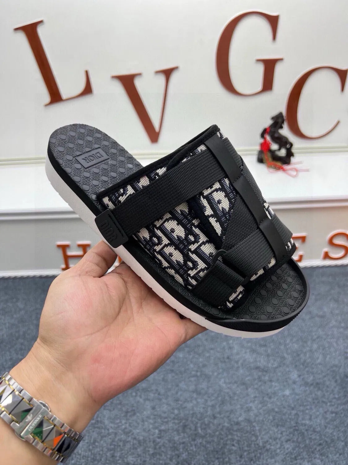 535ZD305Z Popular Slippers