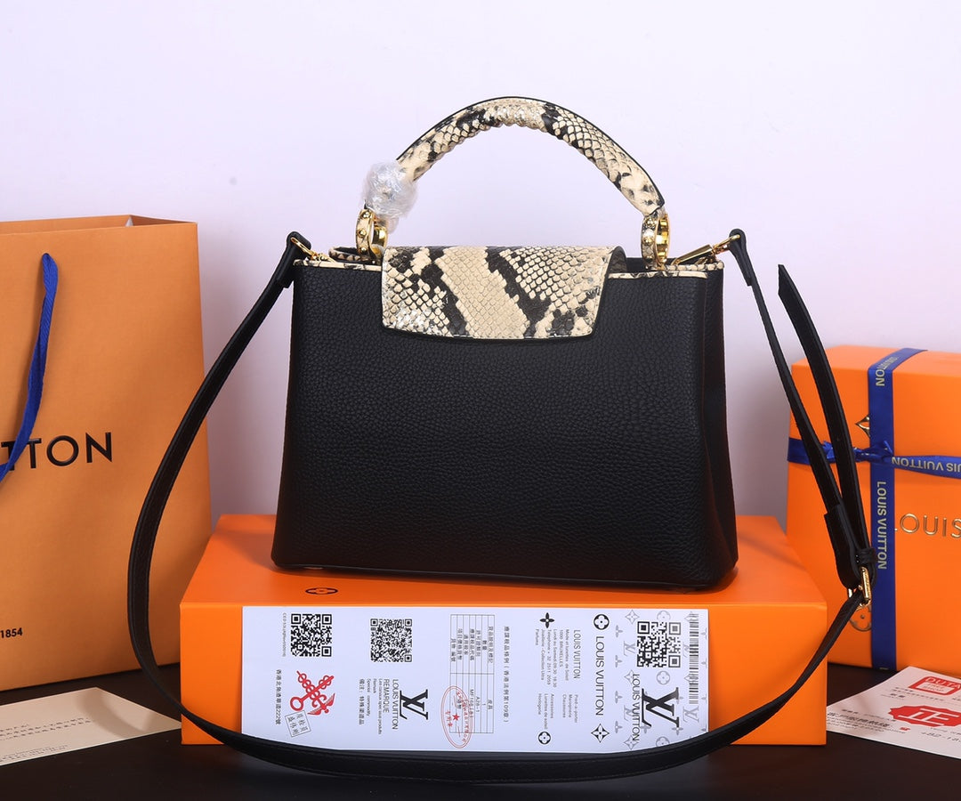 1XE443B Popular   leather bag