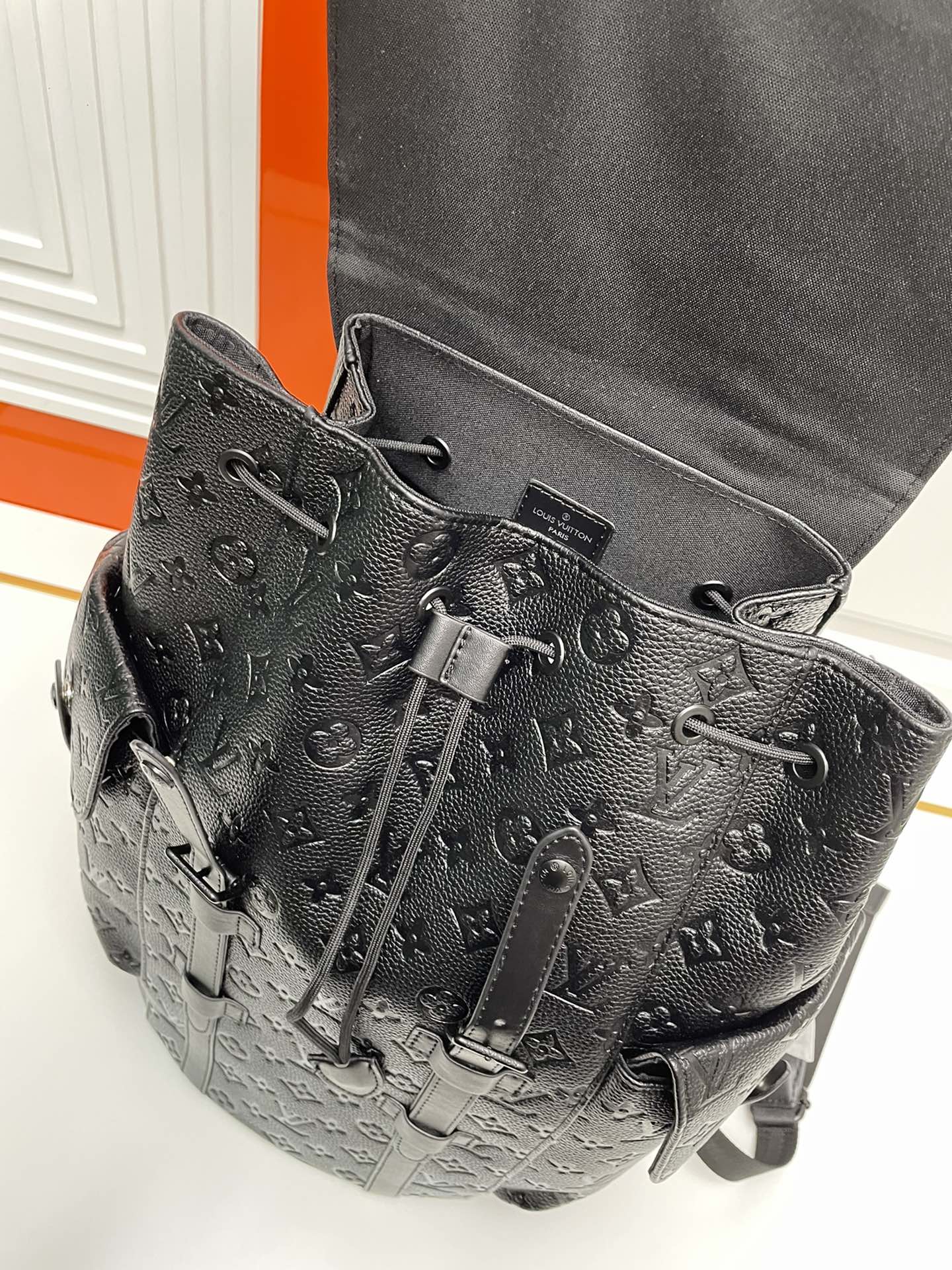 1WE68B Popular  leather Backpacks