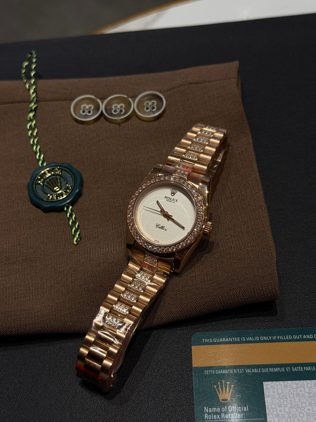 136RL23L Popular Watches