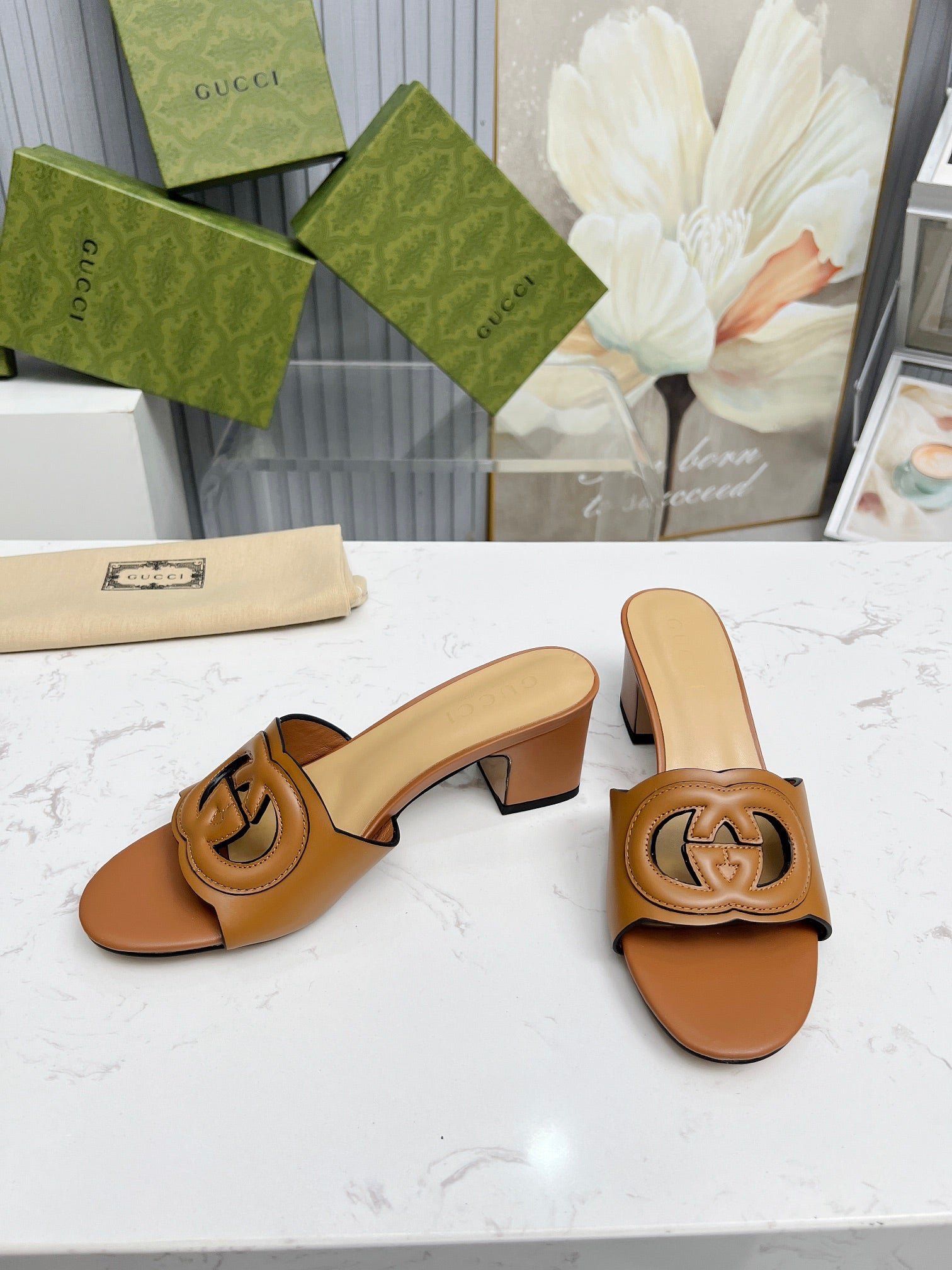 Z2X56B32 Popular high-quality leather Shoes 5.5cm