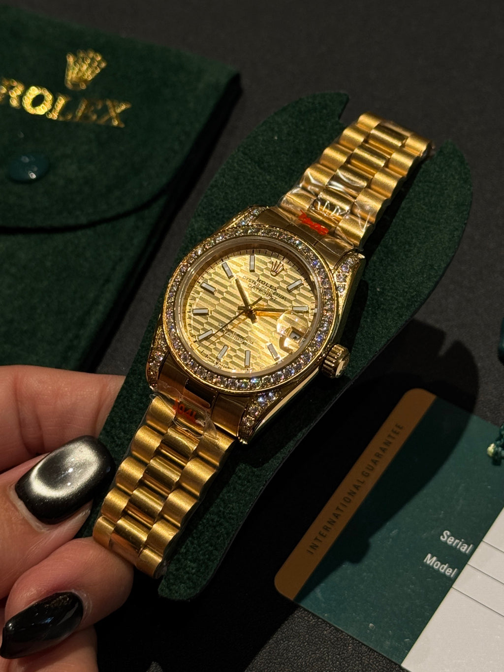 136RL15L Popular Watches