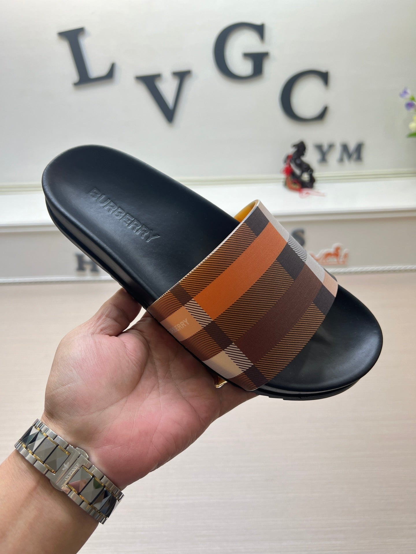 54R119Z Popular slippers