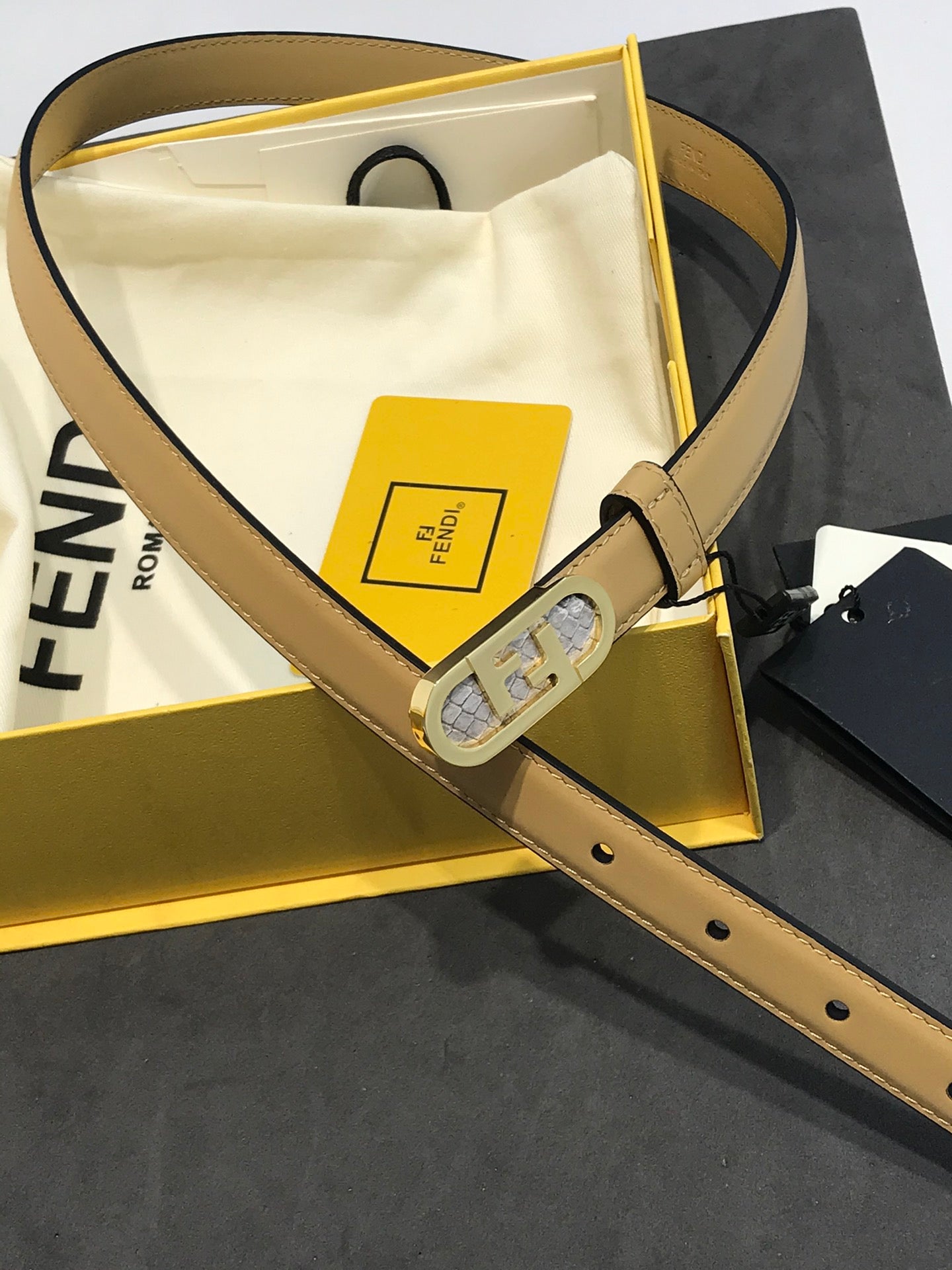 14F76P Popular  High quality belt With full package