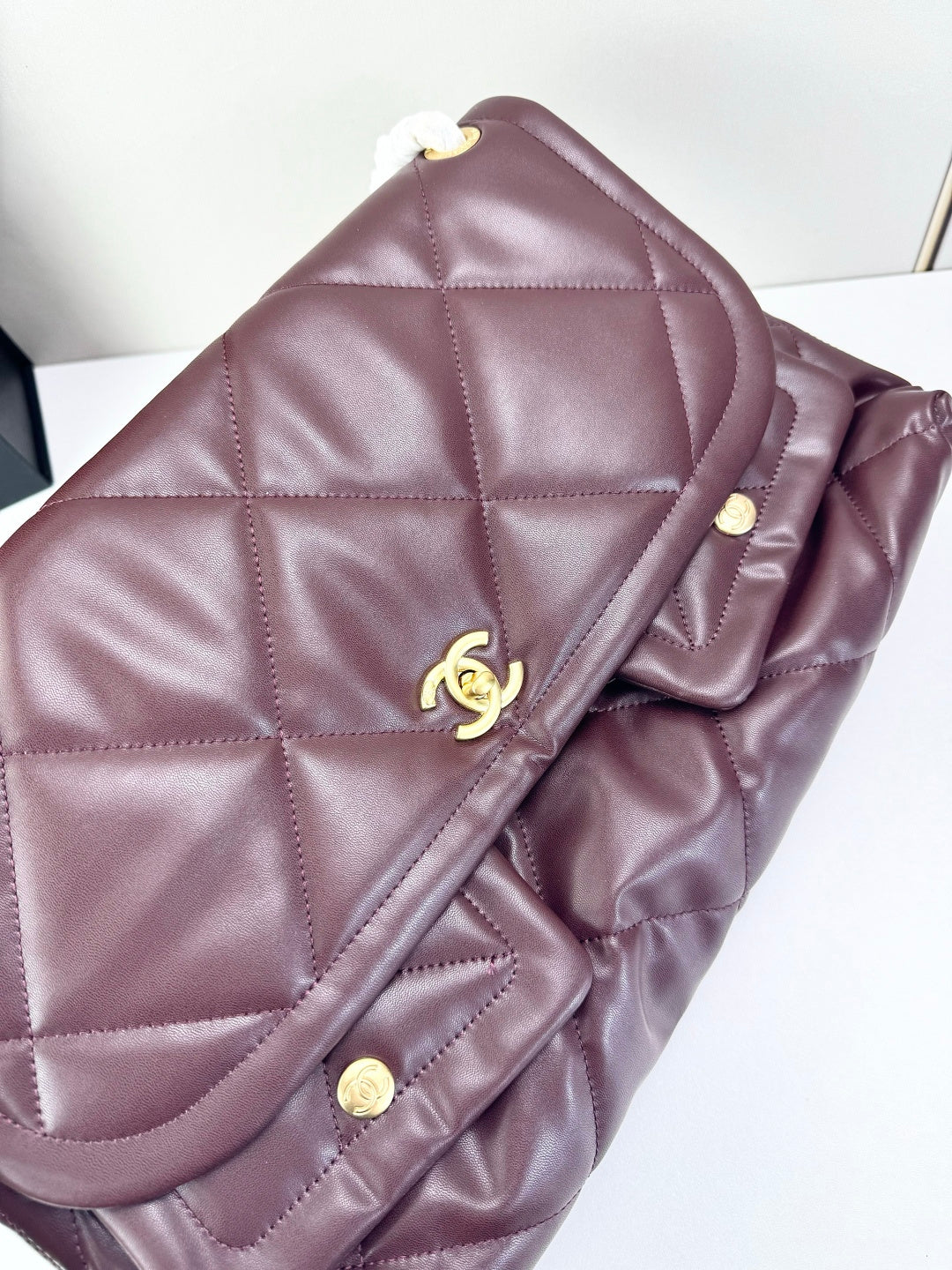 146PC13B Popular leather bag