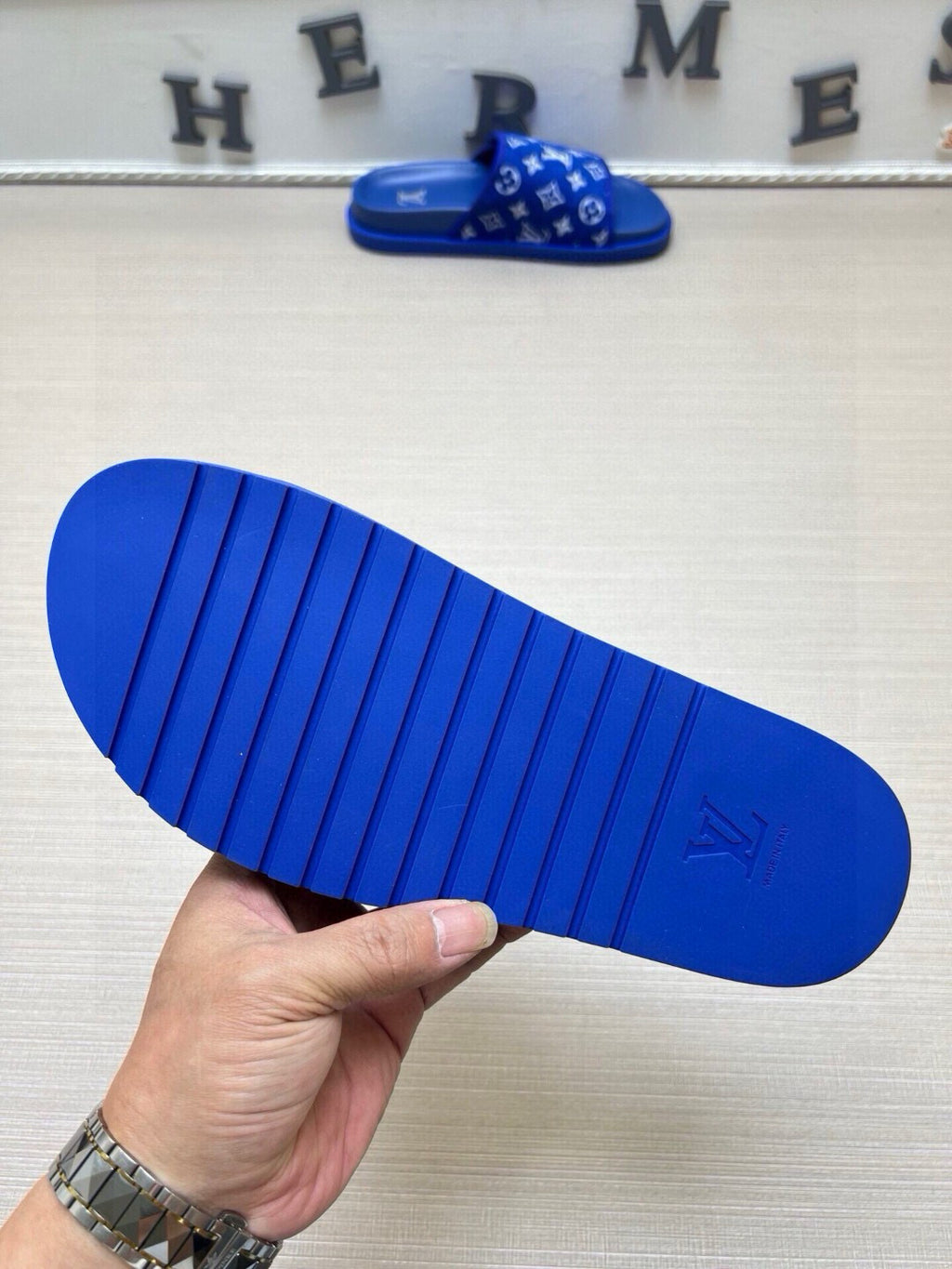 5QE4Z Popular Slippers