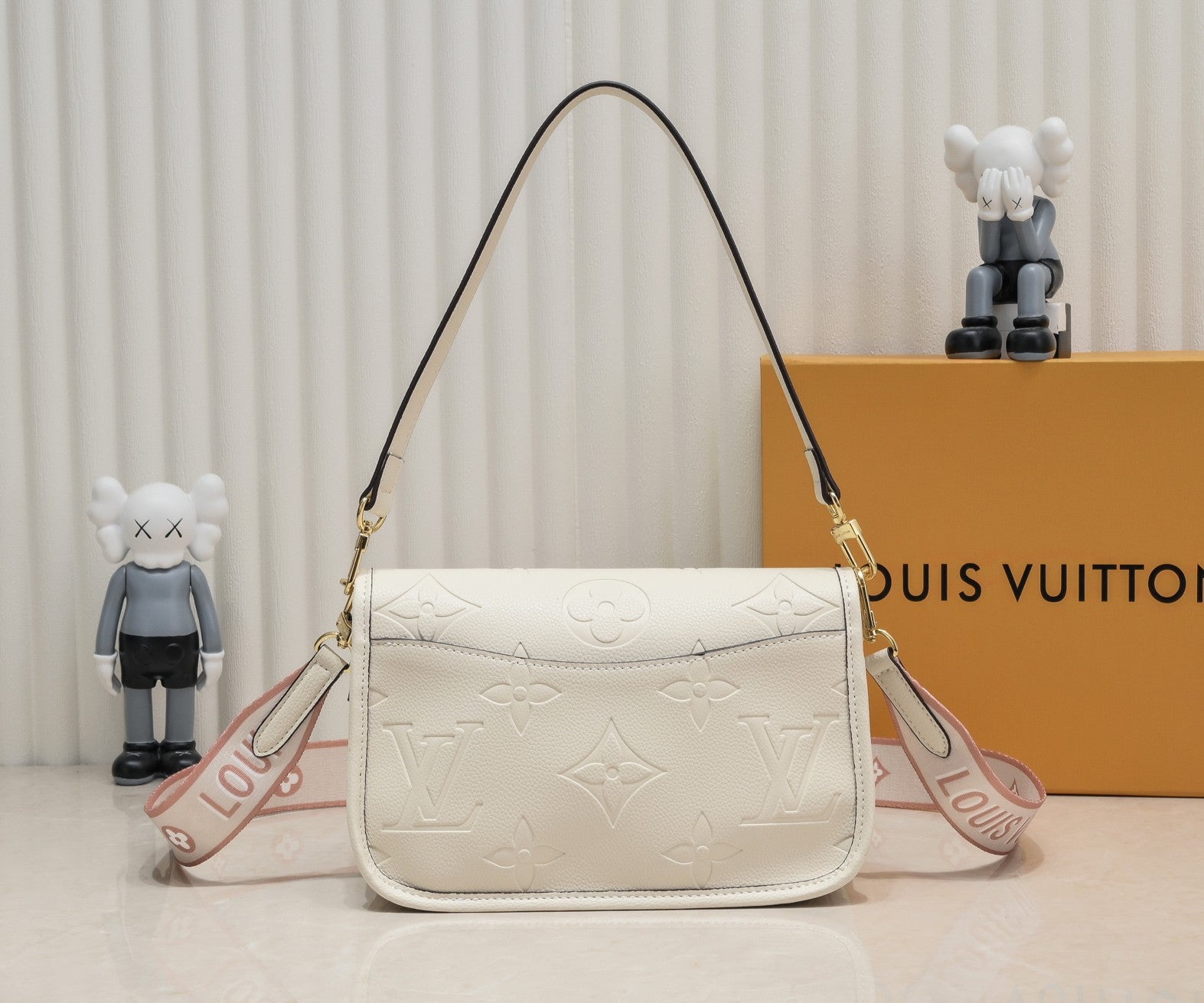136PE40B Popular leather bag