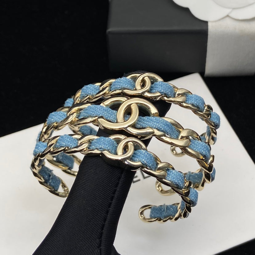 55QC48K  Popular Bracelets