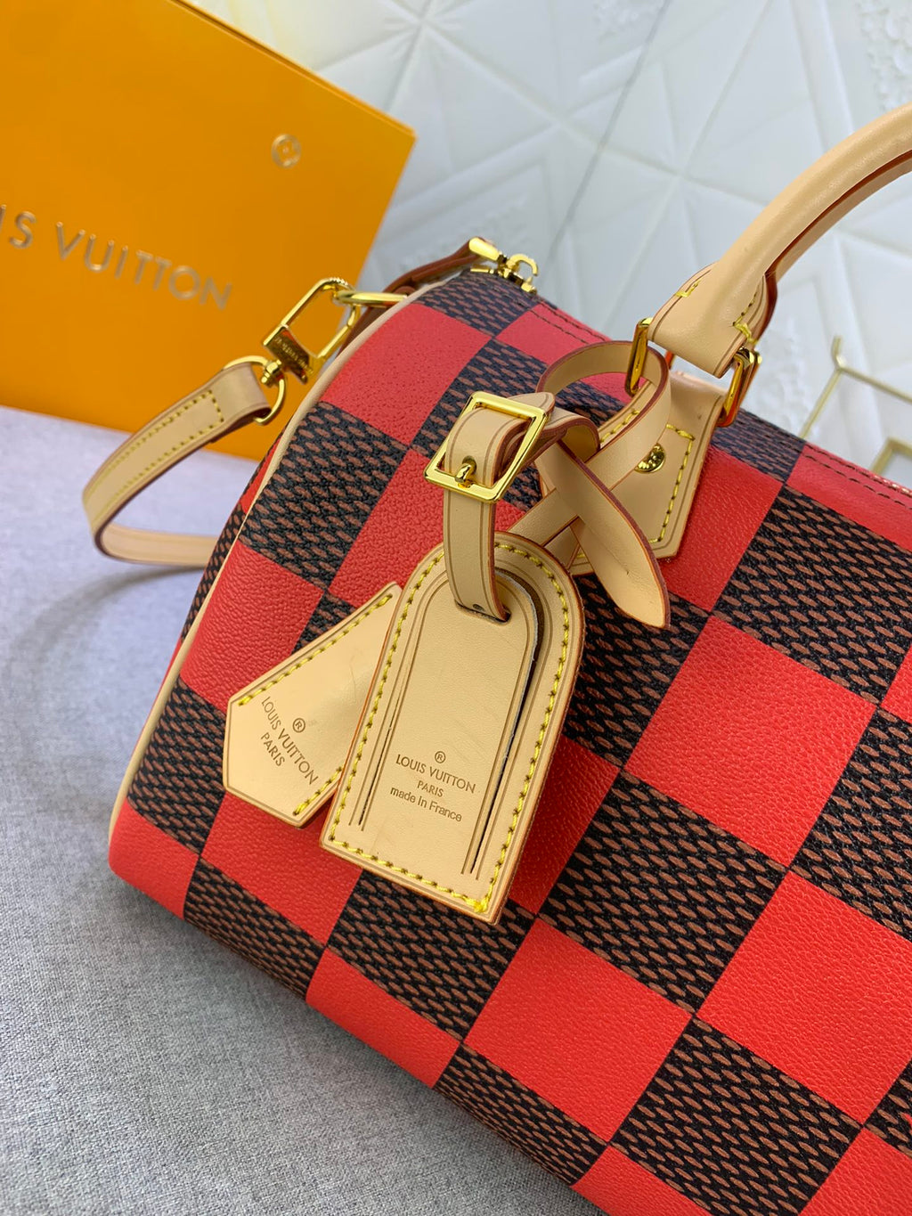 2XE269B Popular  leather bag 