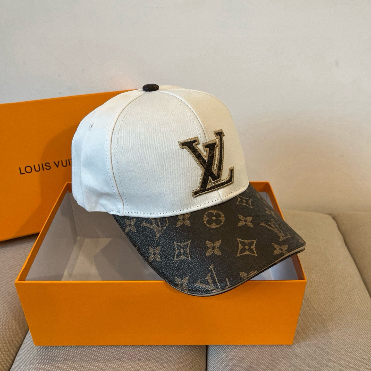 165NE16M Popular  hats