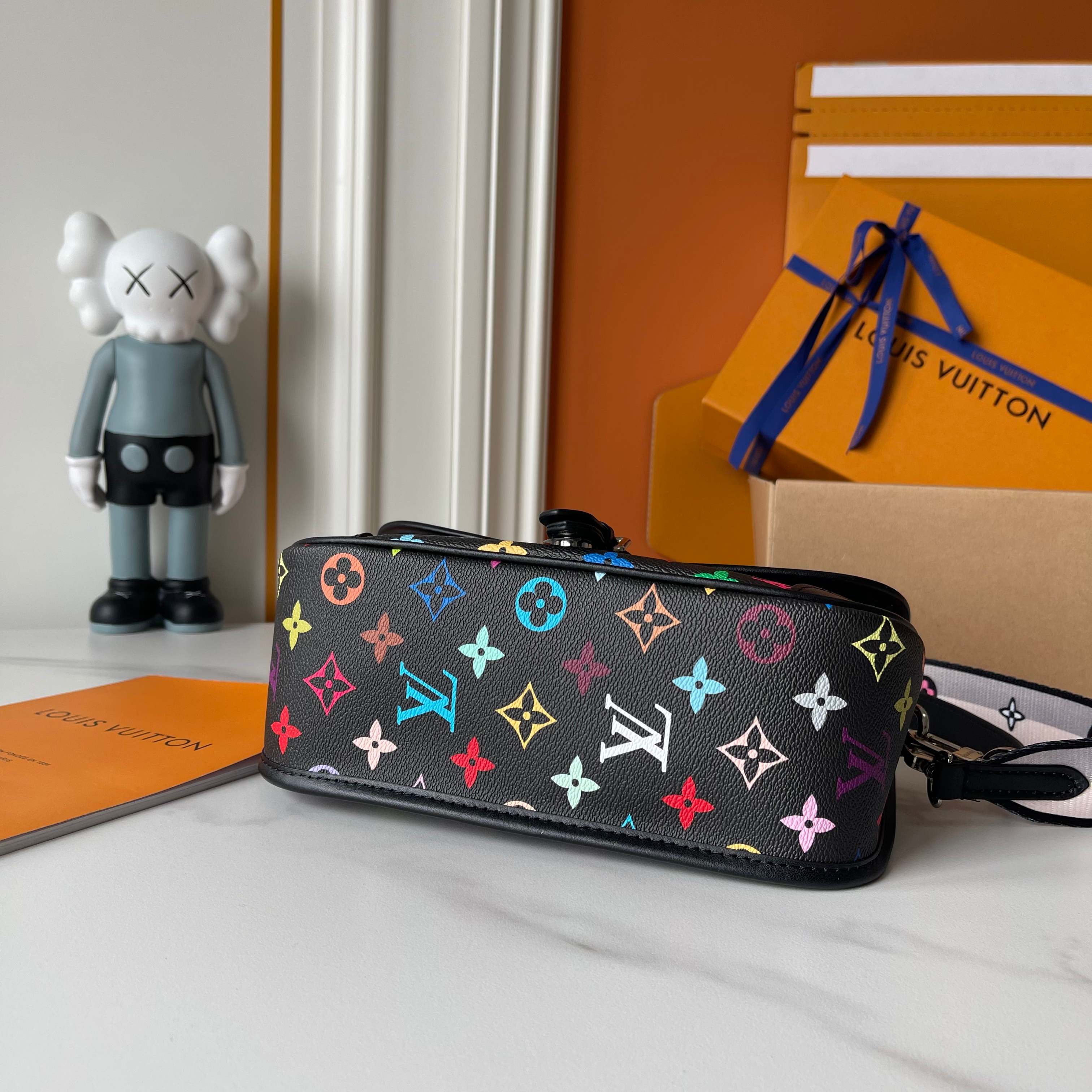 136PE37B Popular leather bag