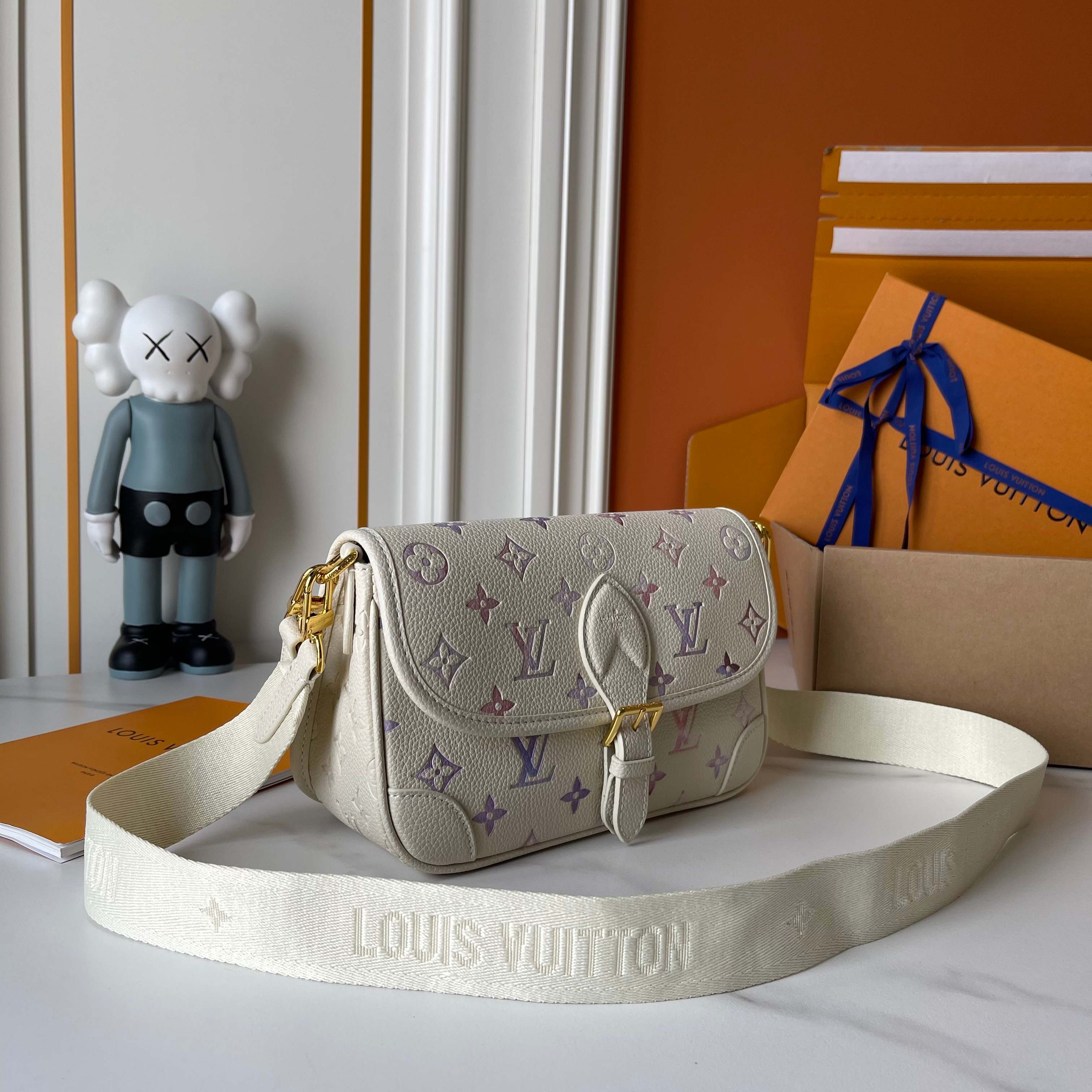 136PE41B Popular leather bag