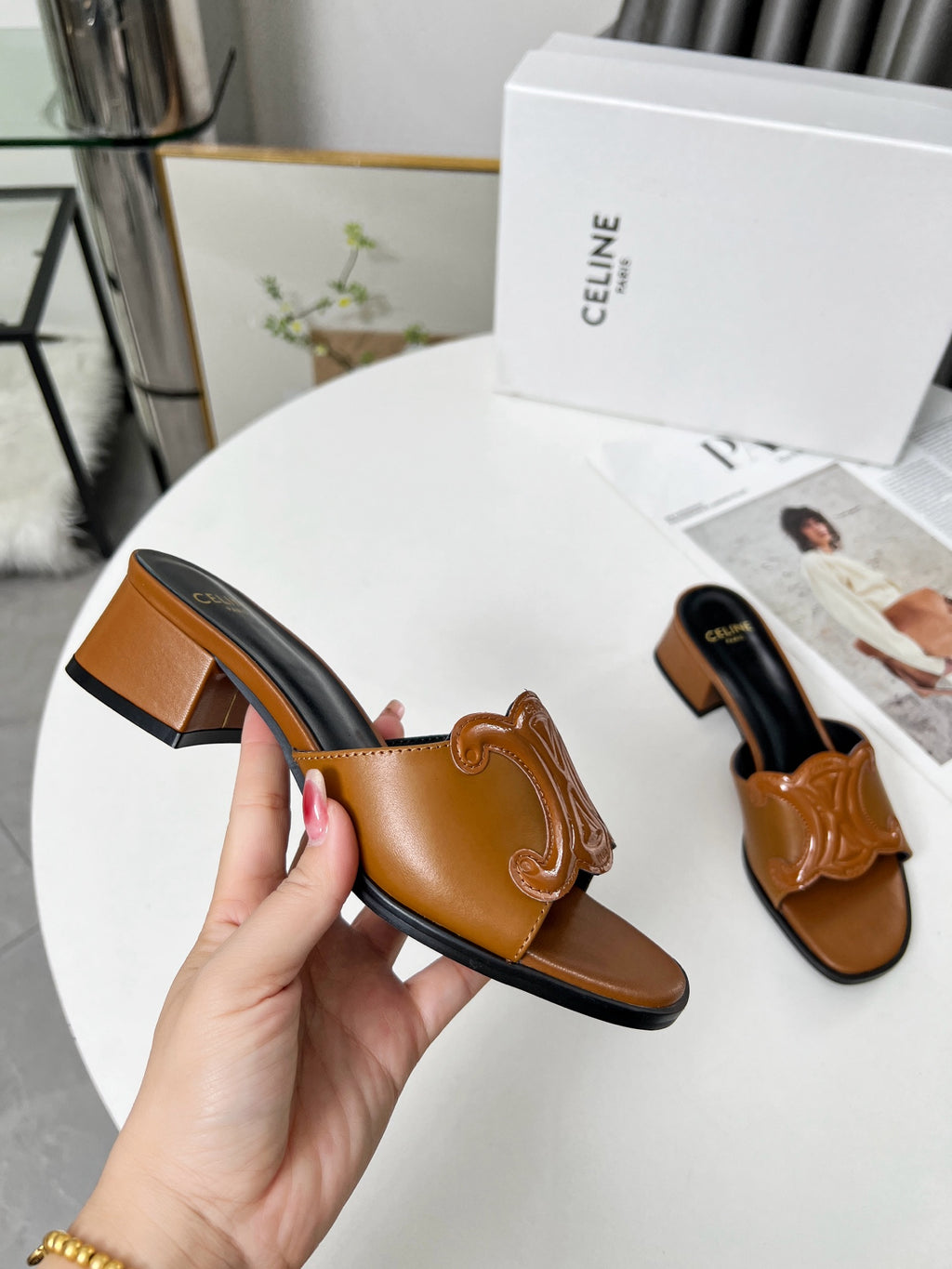 255QCL51Z Popular leather shoes