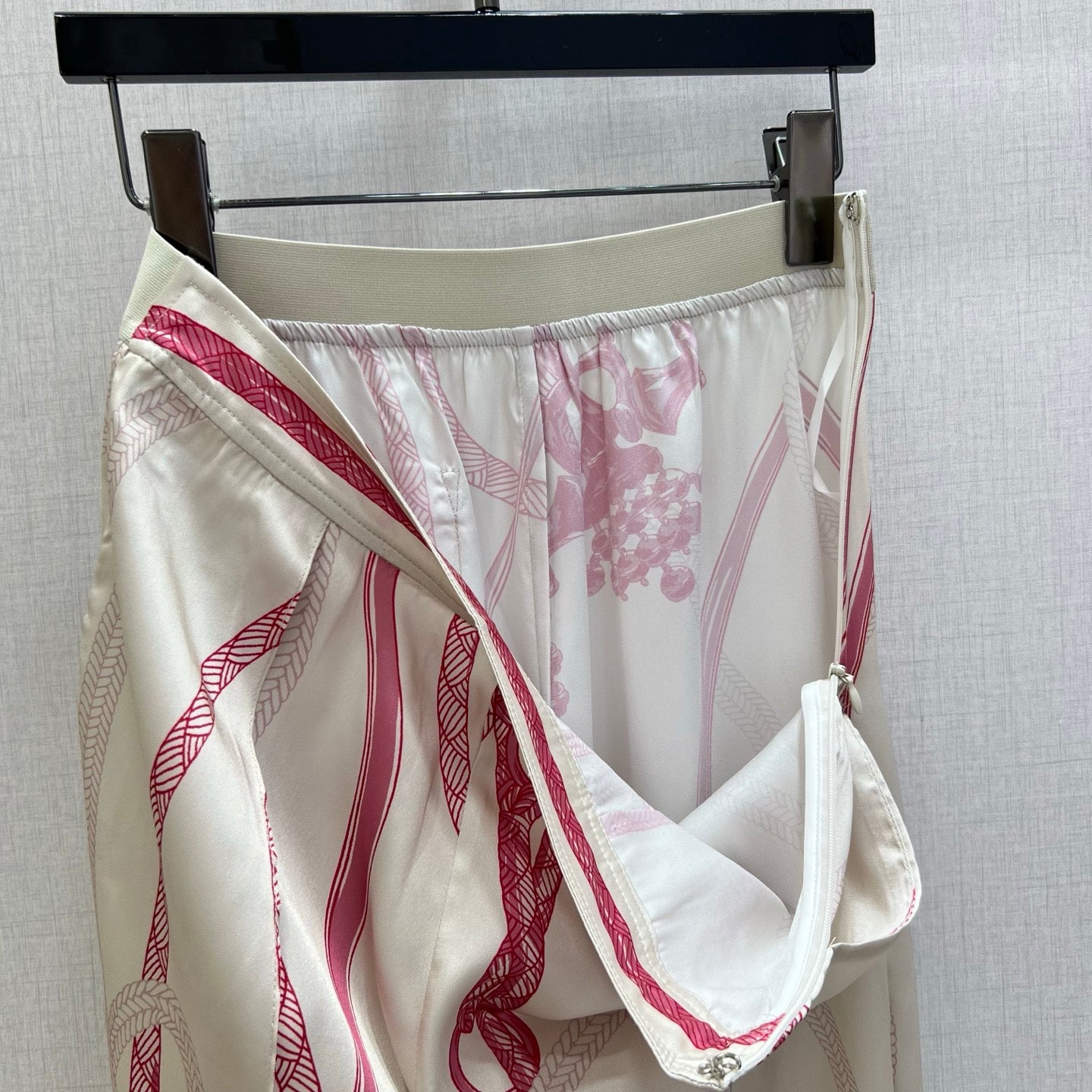 256RH87U Popular top and pants set