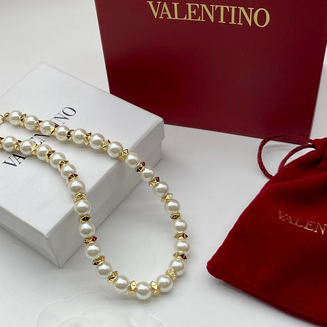 55QVL426X Popular Necklaces