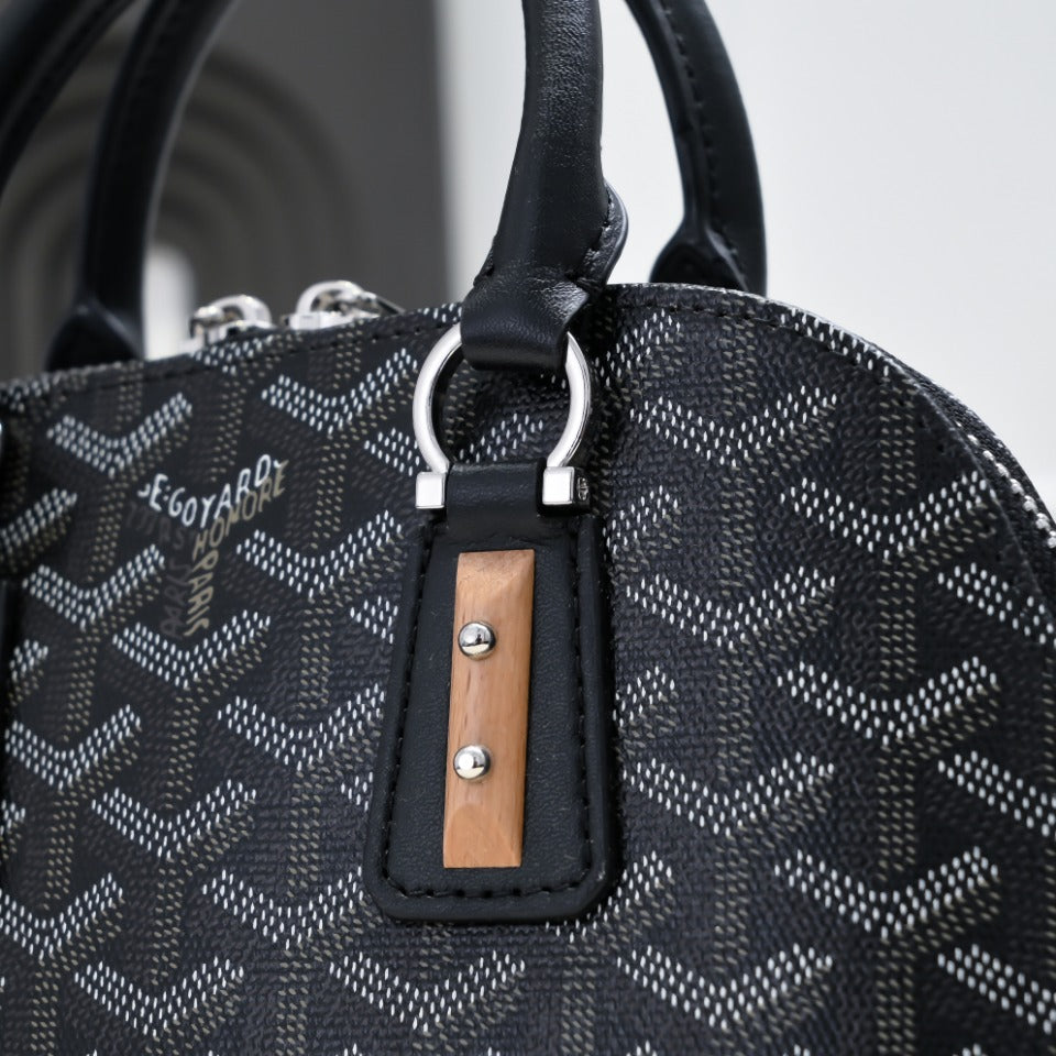 1WA106B  Popular bag