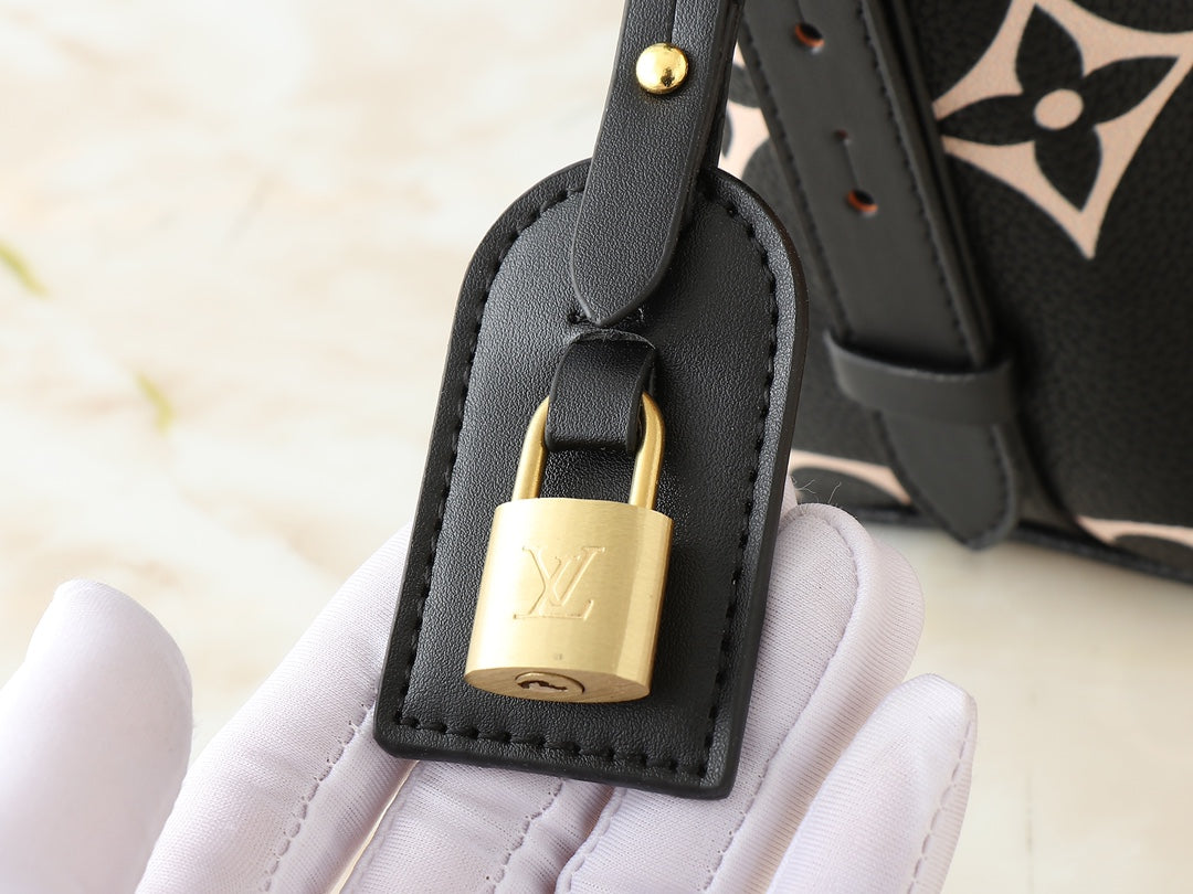 2WE3B Popular  leather bag