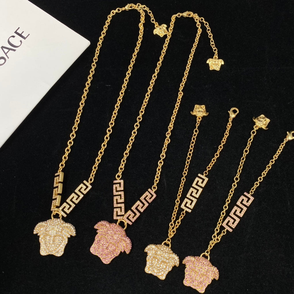 15QV112X Popular Necklace. Bracelet