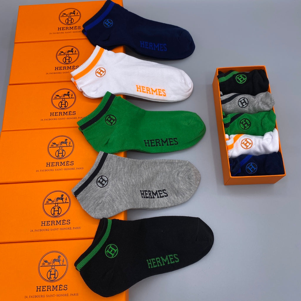 235QH52S Popular socks(5 pairs )