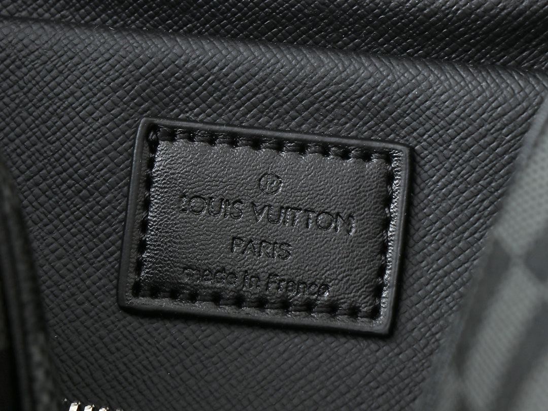15RE69B  Popular   leather bag
