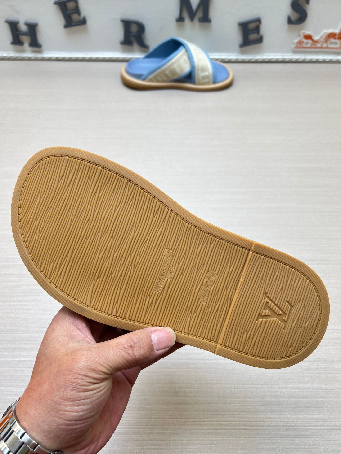 535ZE270Z Popular Slippers