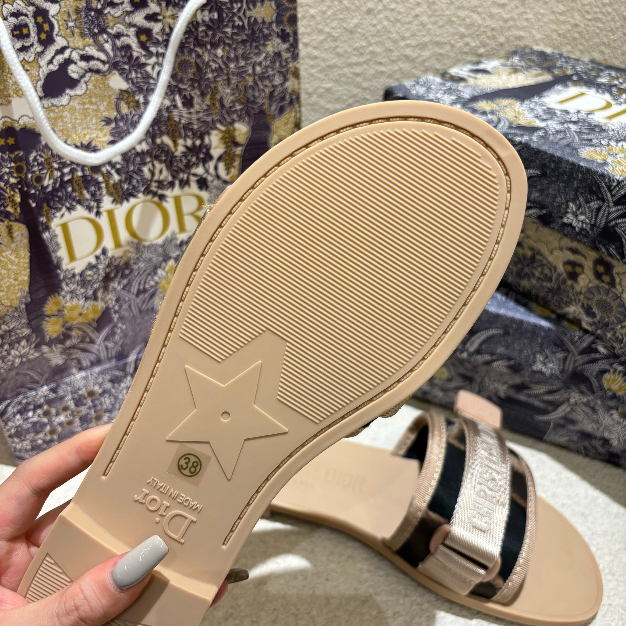 14D17Z Popular slippers