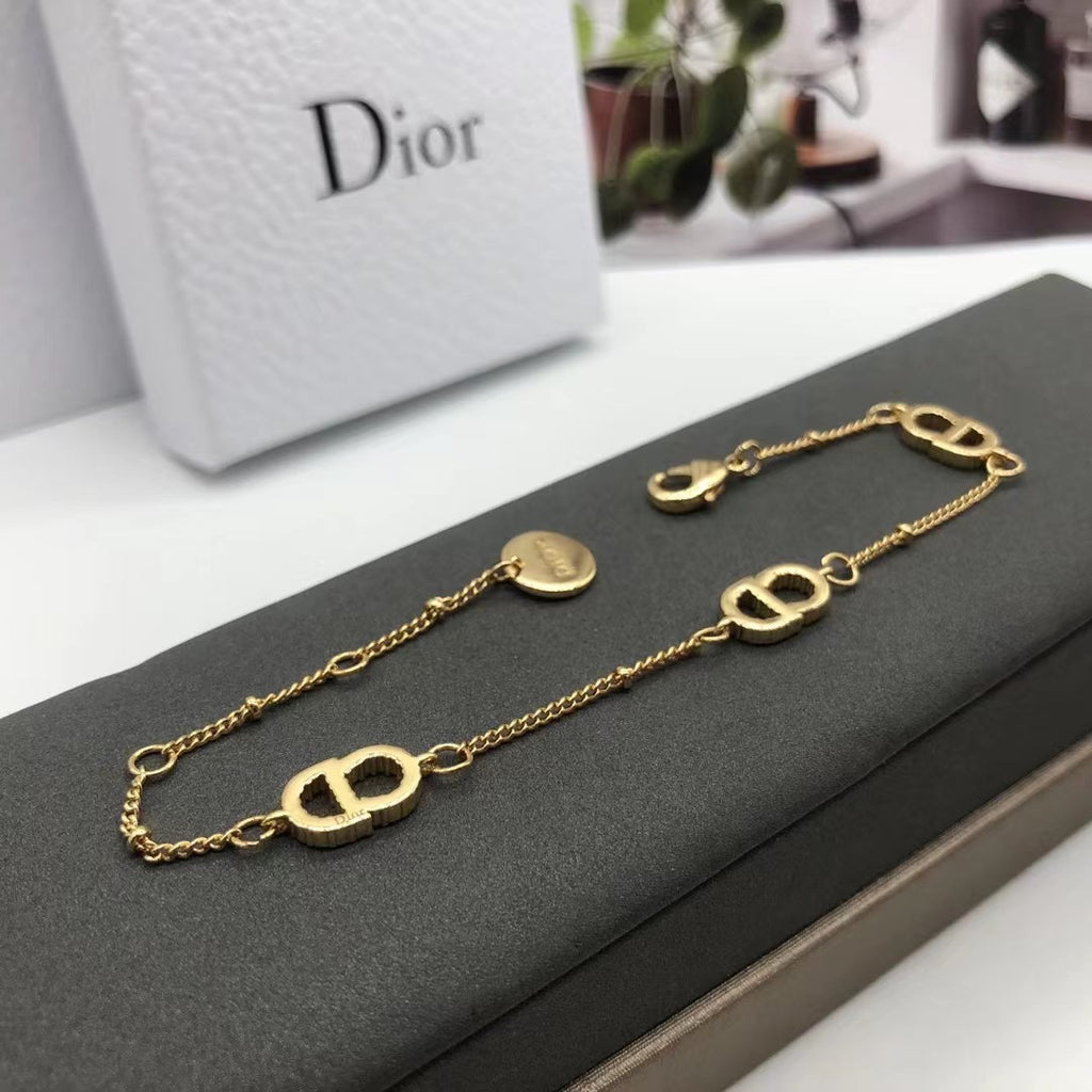 14D402K  Popular Bracelets