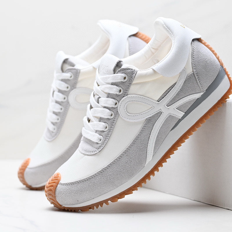 475RJ3Z  Popular sneakers