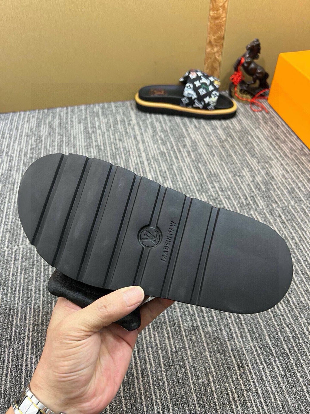 5QE12Z Popular Slippers