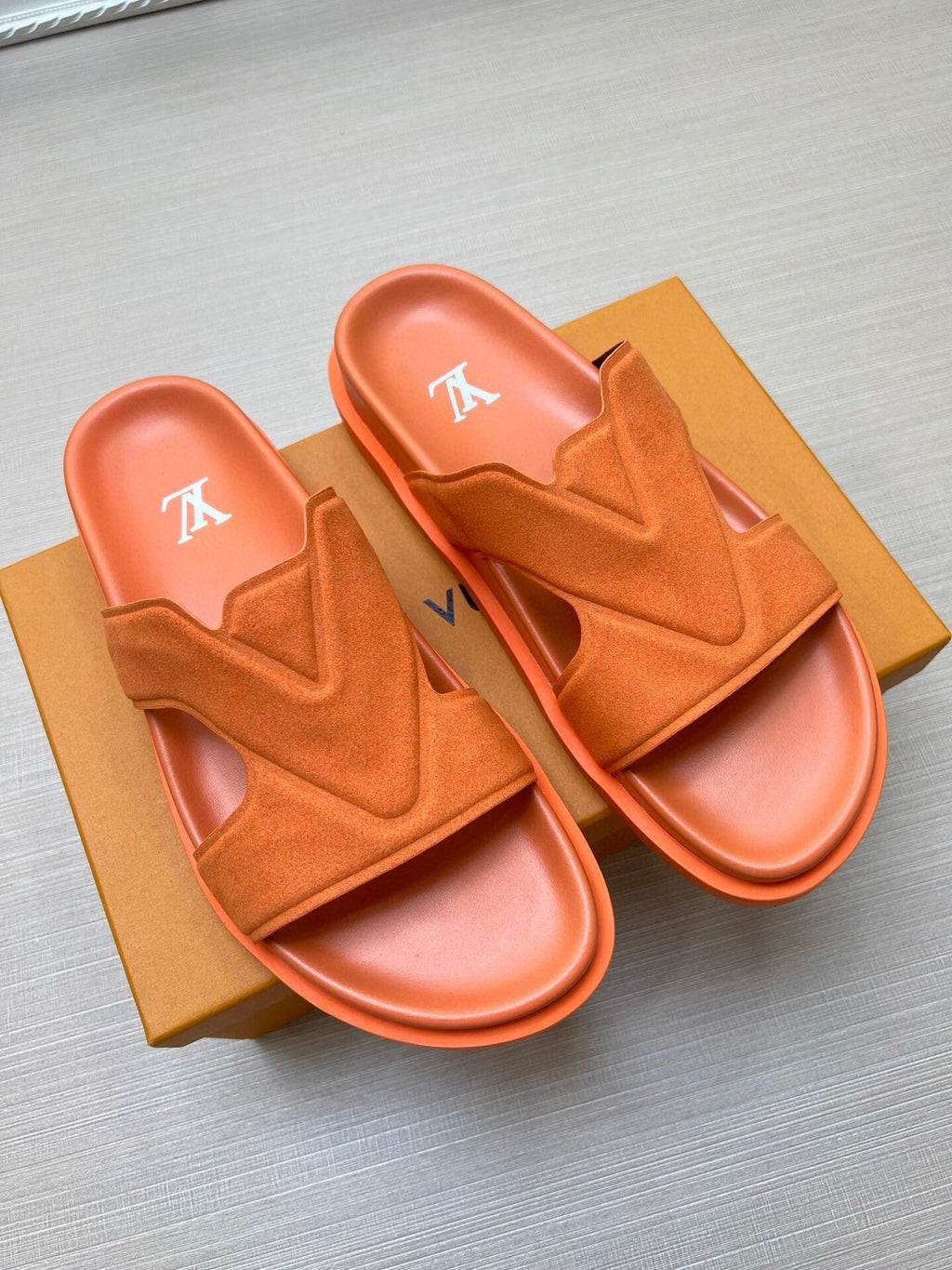 5LE229Z Popular Slippers