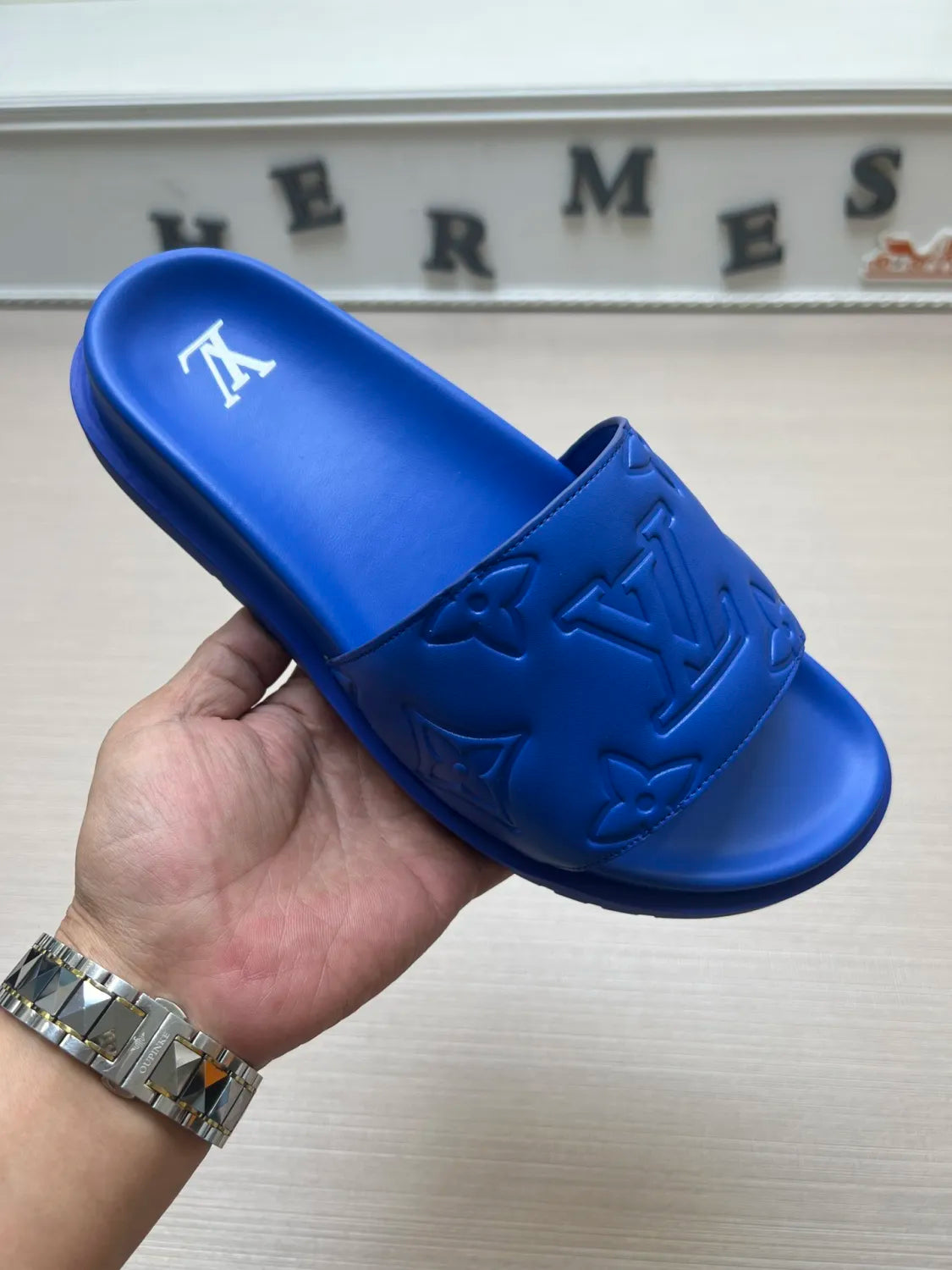 54E3Z Popular slippers