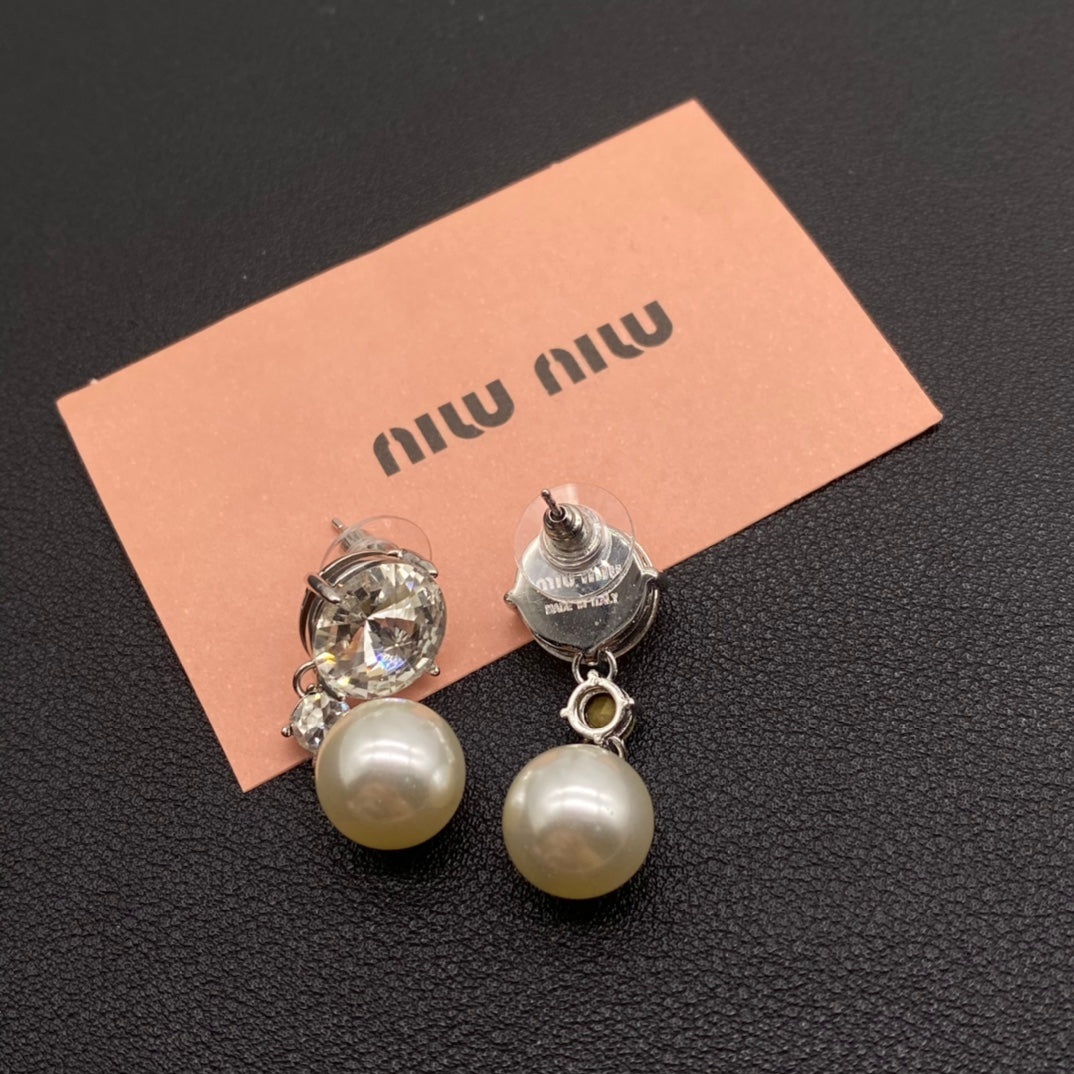 14A999E Popular  Earrings