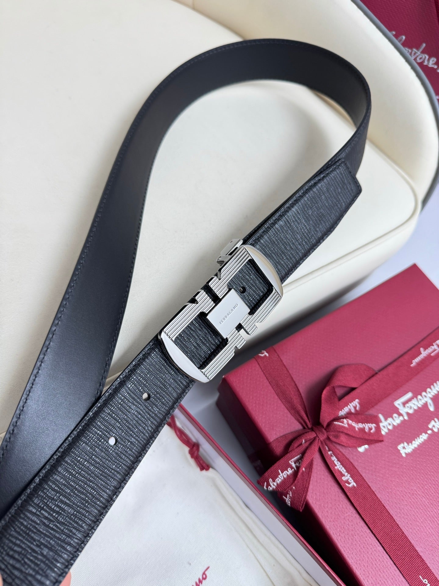 1115QA54P Popular High quality belt With full package
