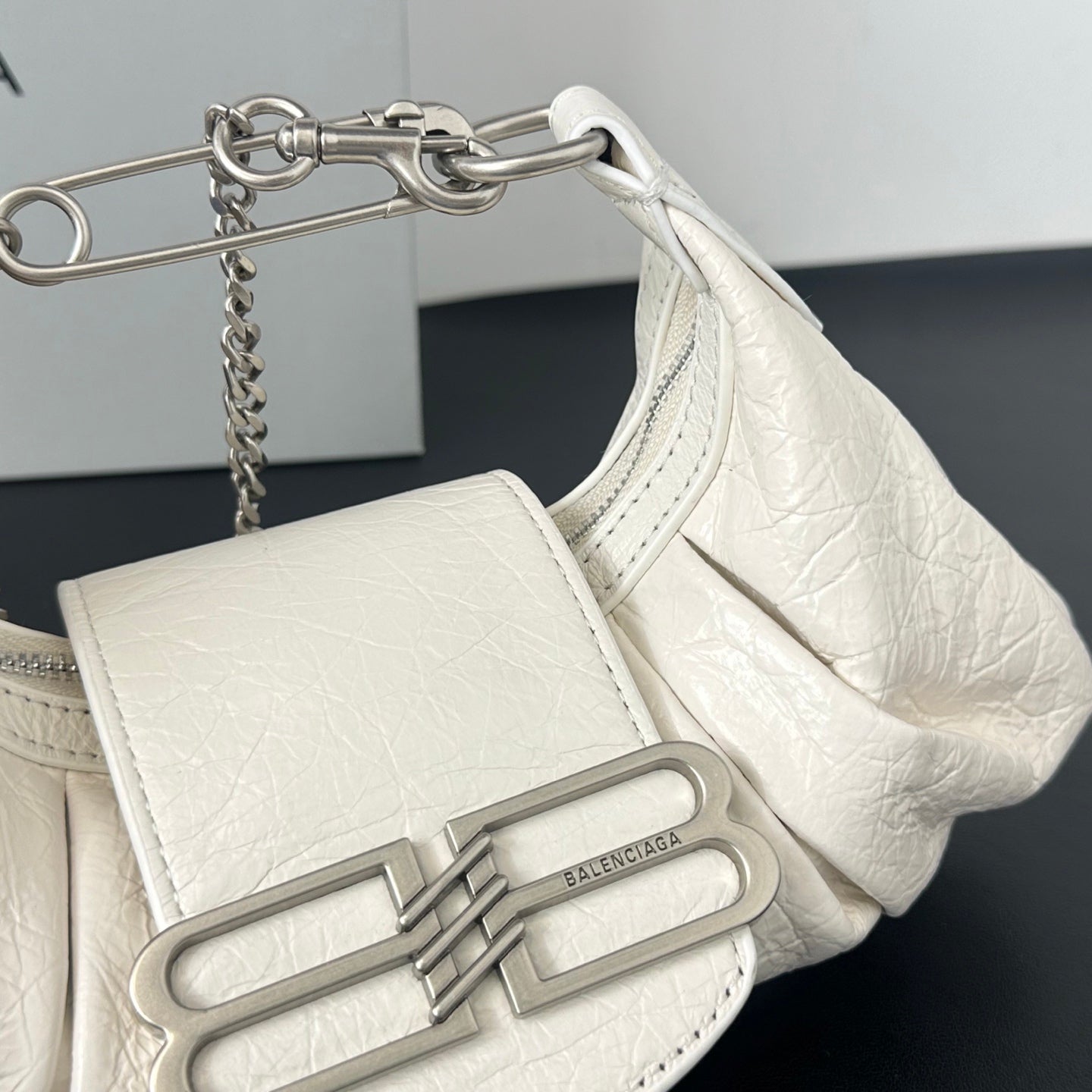 136PJ119B Popular leather bag