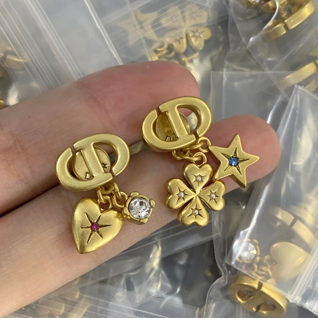 84D65E Popular  Earrings