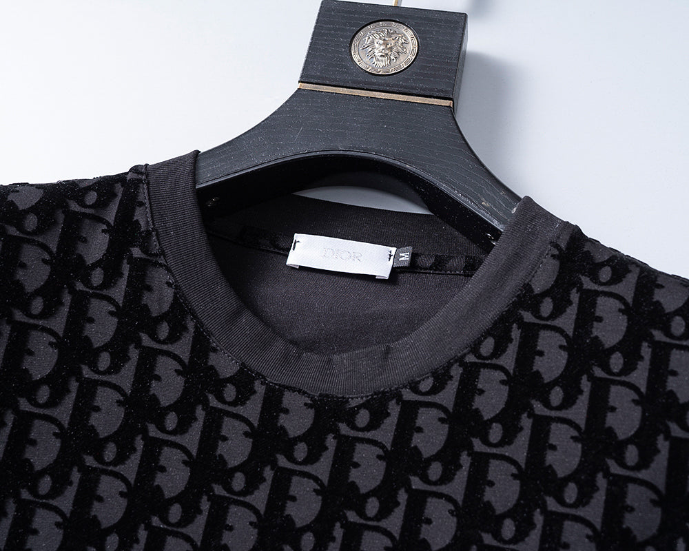 135RD116U  Popular shirt and shorts set