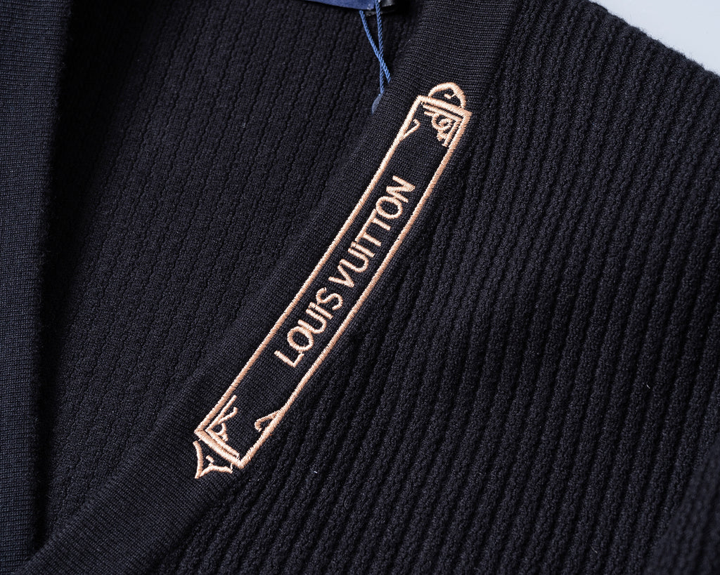 185ZE127U Popular Sweaters