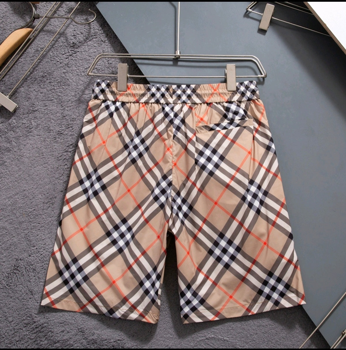 136NR16U Popular shorts