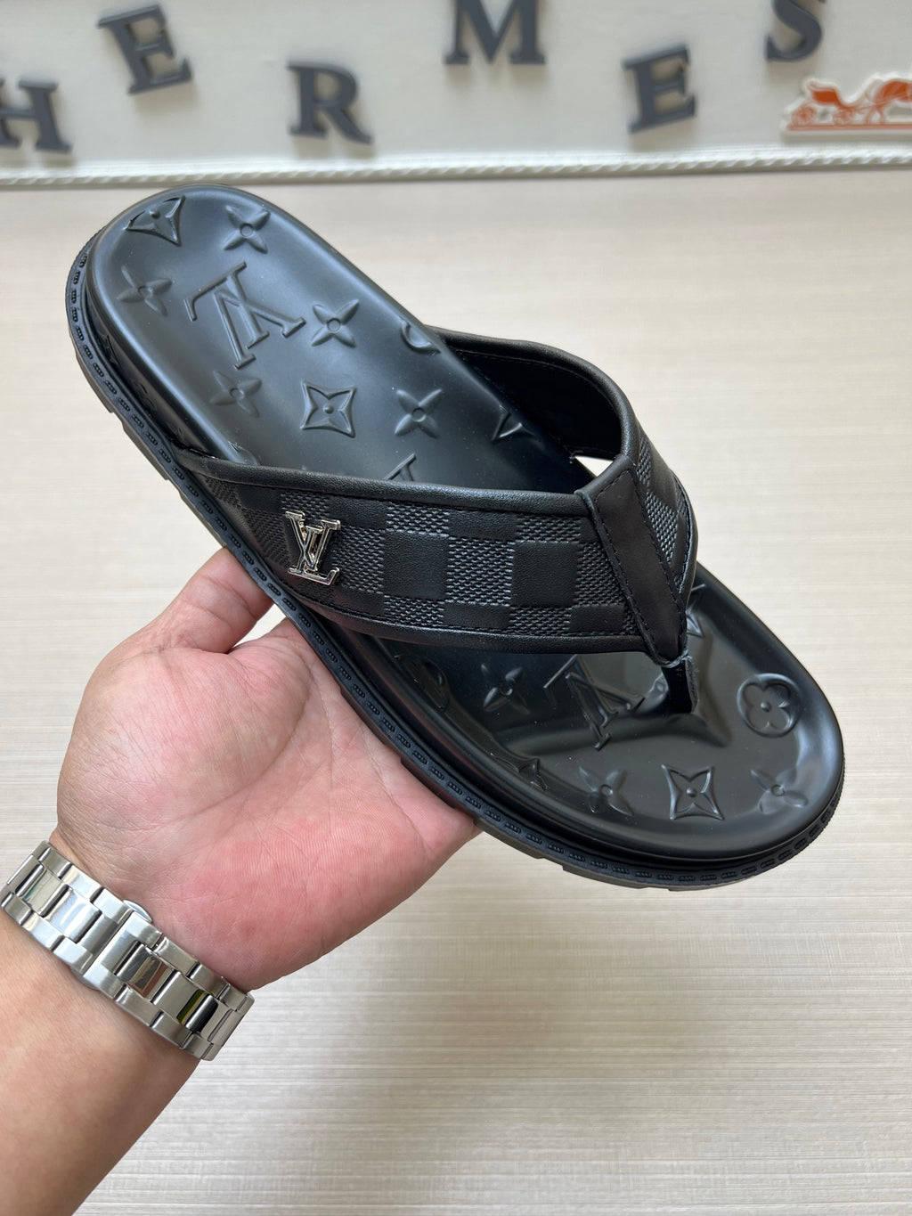535ZE303Z Popular Slippers