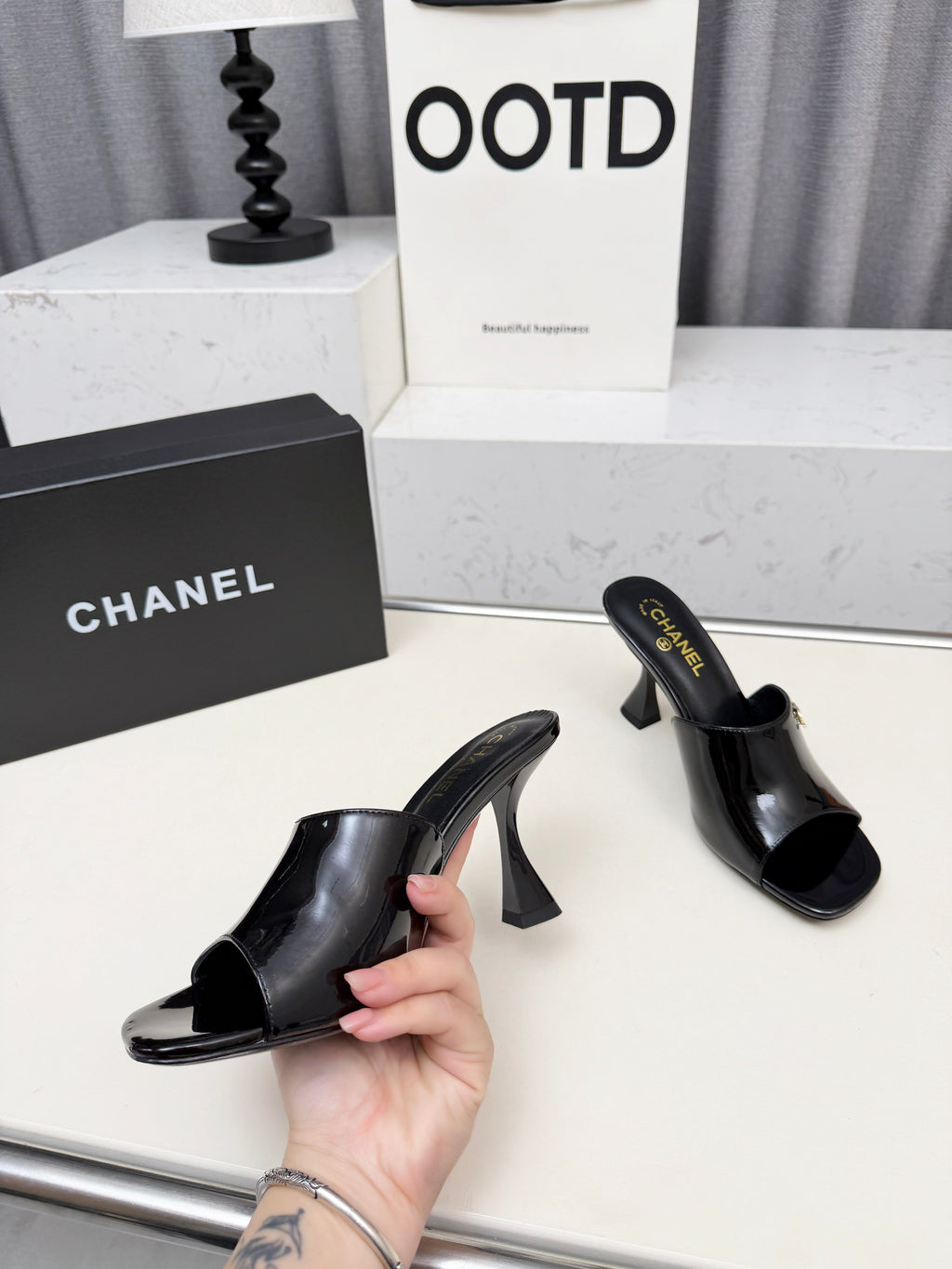Z2X66C45 Popular leather High heels 9cm