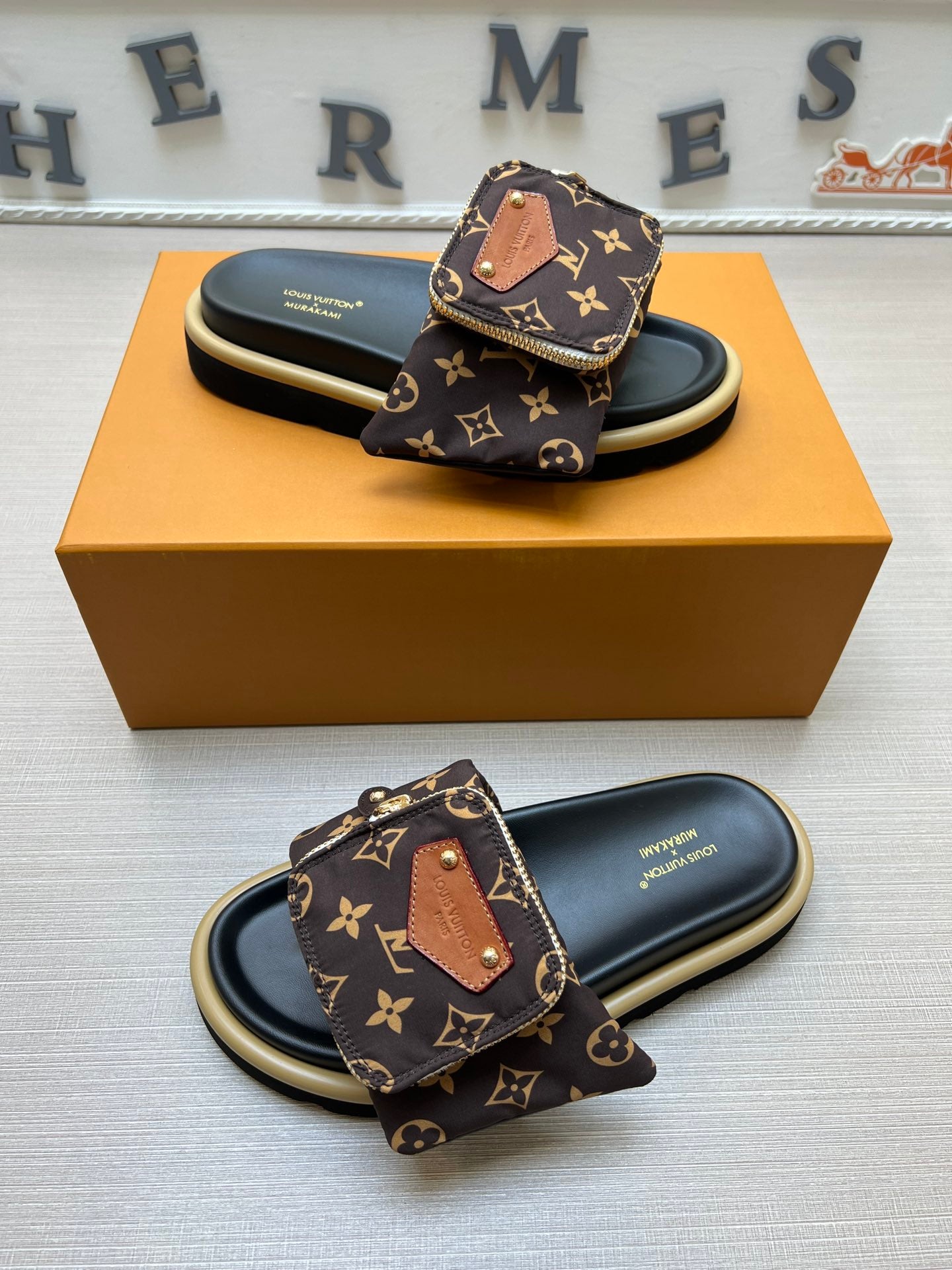 5LE219Z Popular Slippers