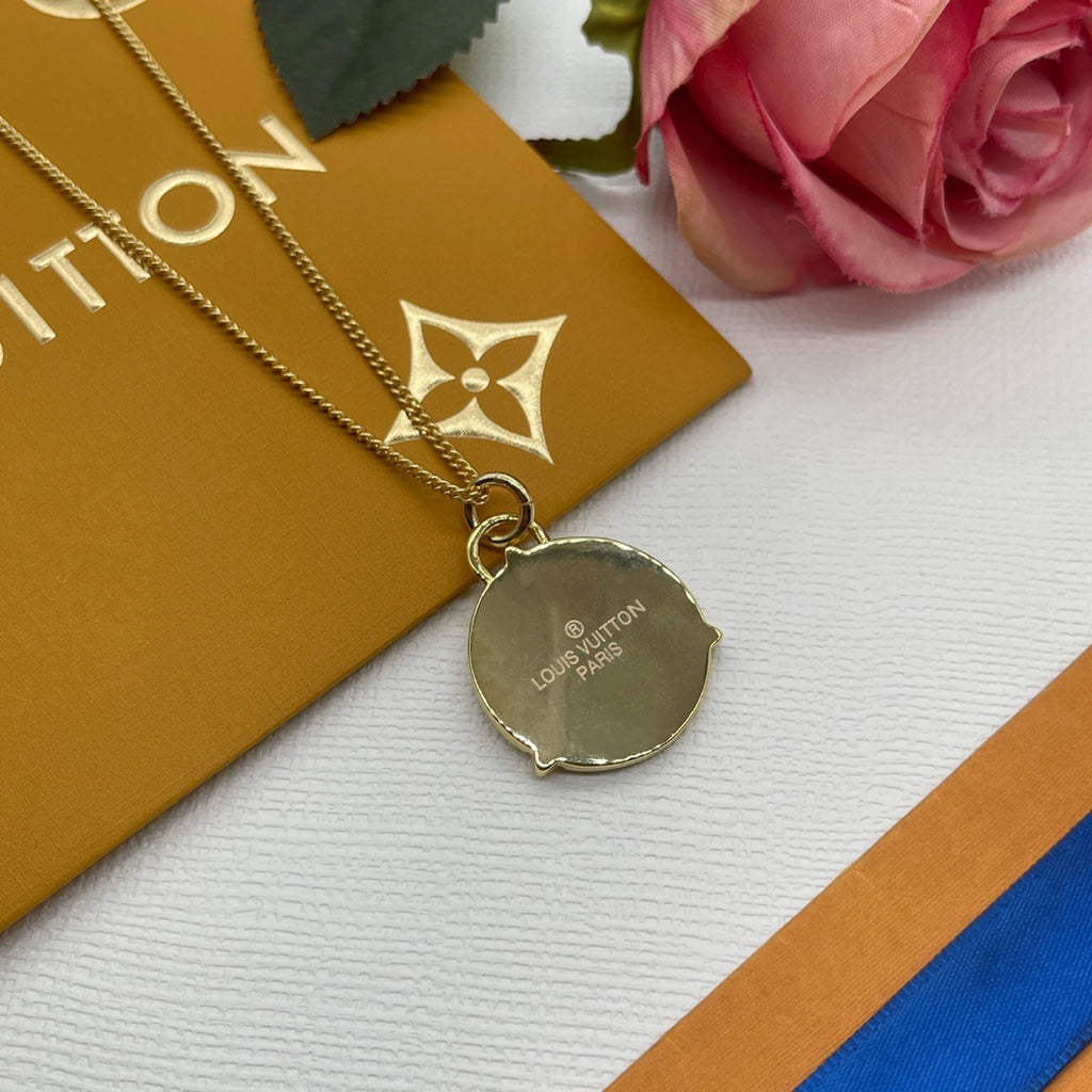 1YE246X  Popular  Necklaces