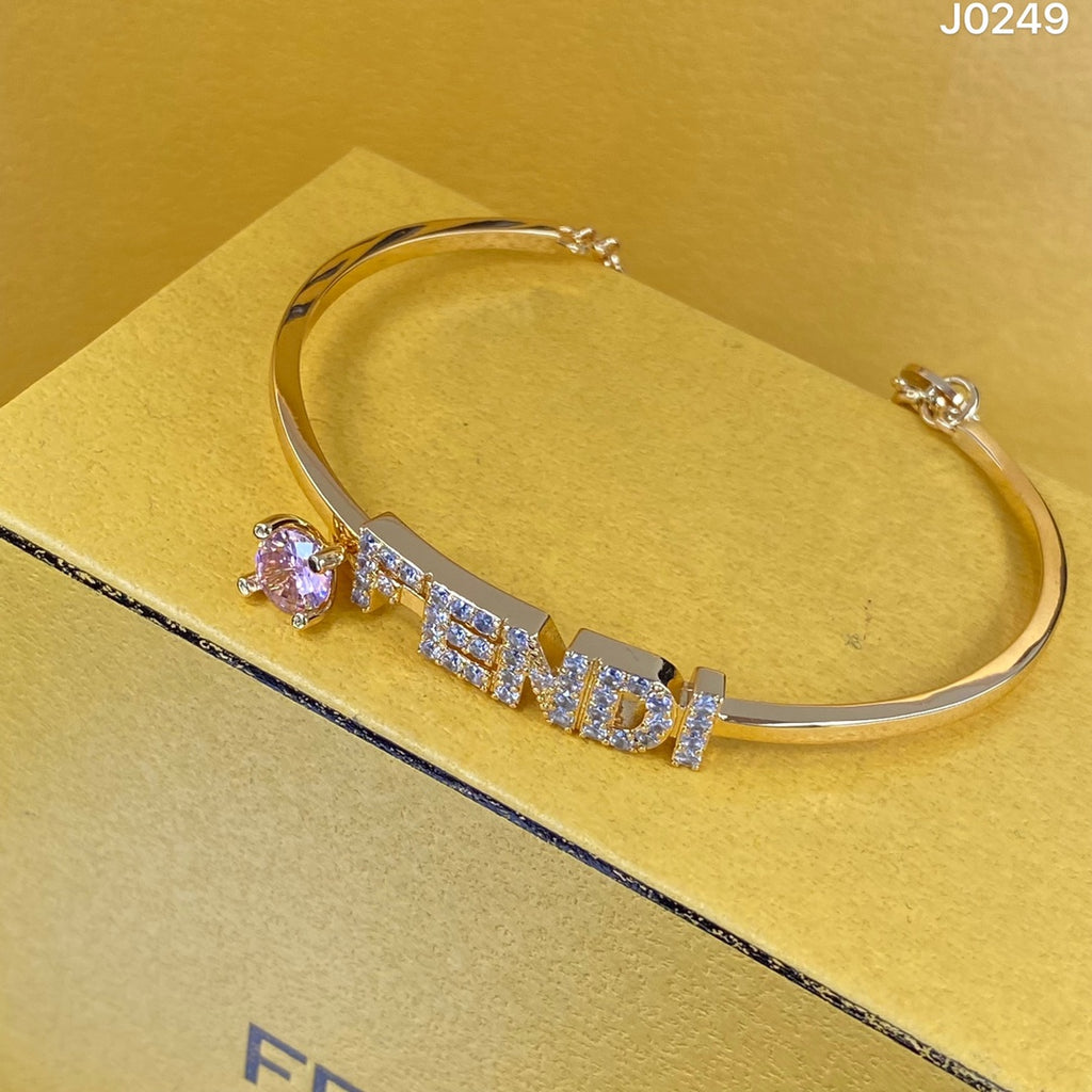 15QF24K  Popular Bracelets