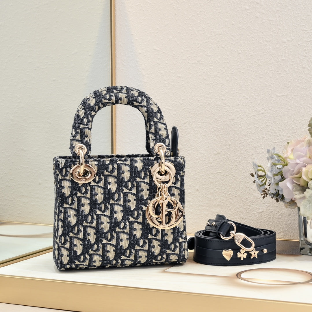 1XD439B Popular   embroidery bag