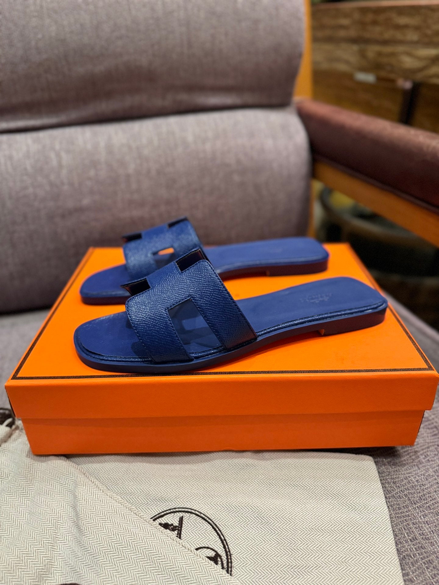 155ZH313Z Popular Slippers